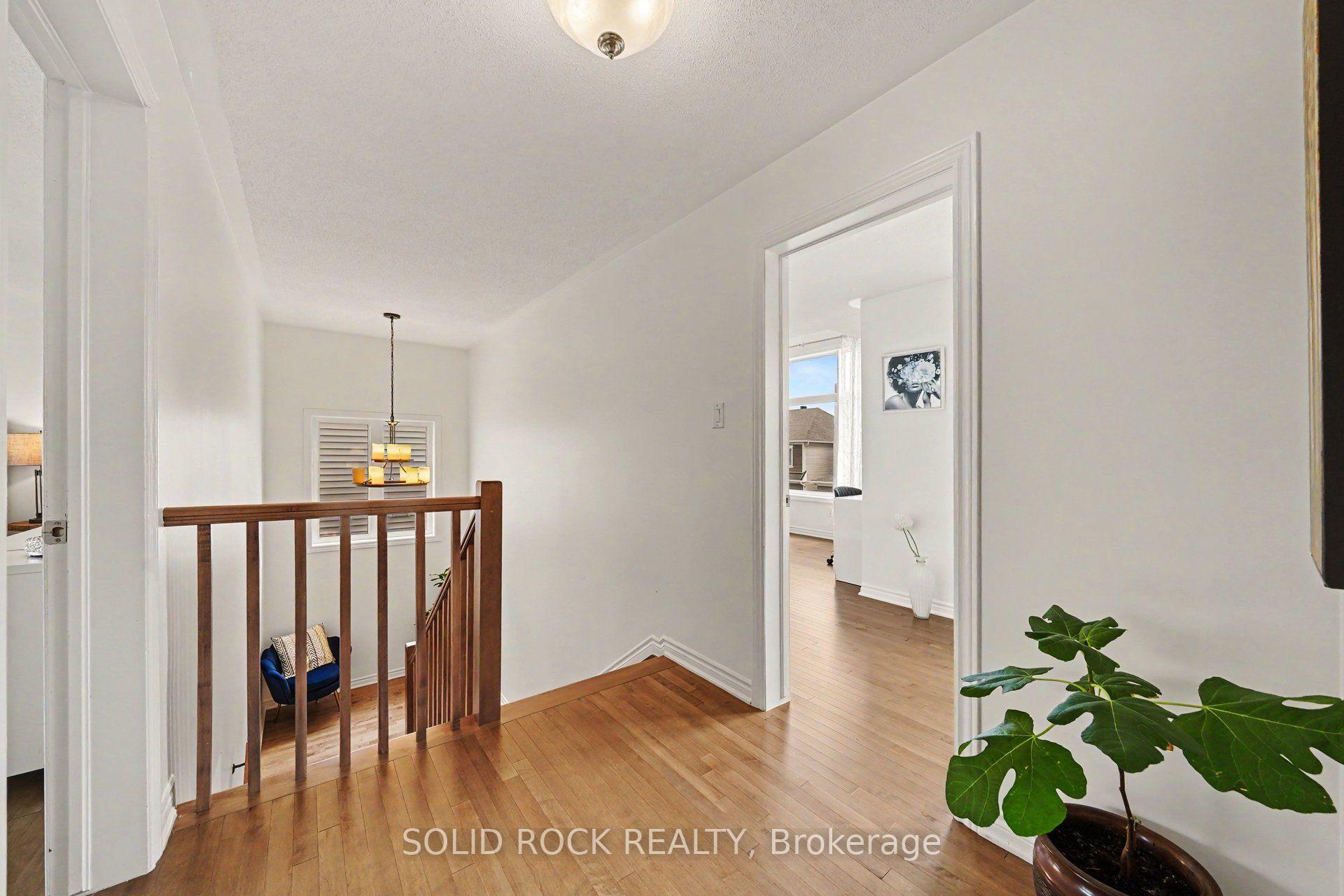 Photo 21 of 1011 Carden Lane, Ottawa, Chapel Hill South - Orleans Village — HOMEH
