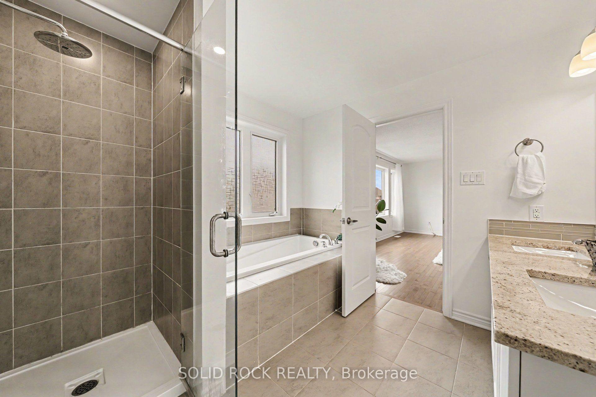 Photo 32 of 1011 Carden Lane, Ottawa, Chapel Hill South - Orleans Village — HOMEH