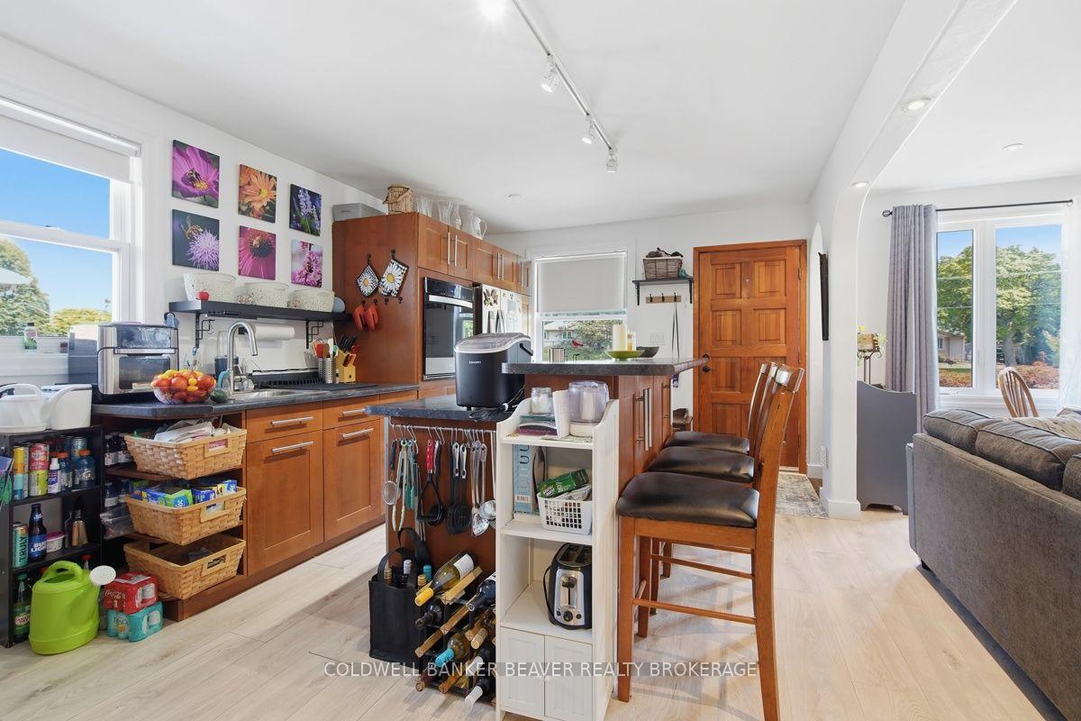 Photo 7 of 172 Fairview Avenue, St. Thomas — HOMEH