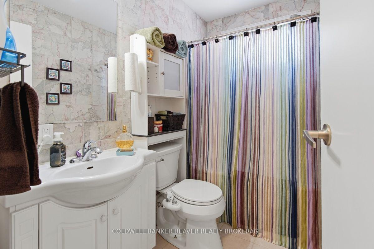 Photo 11 of 172 Fairview Avenue, St. Thomas — HOMEH