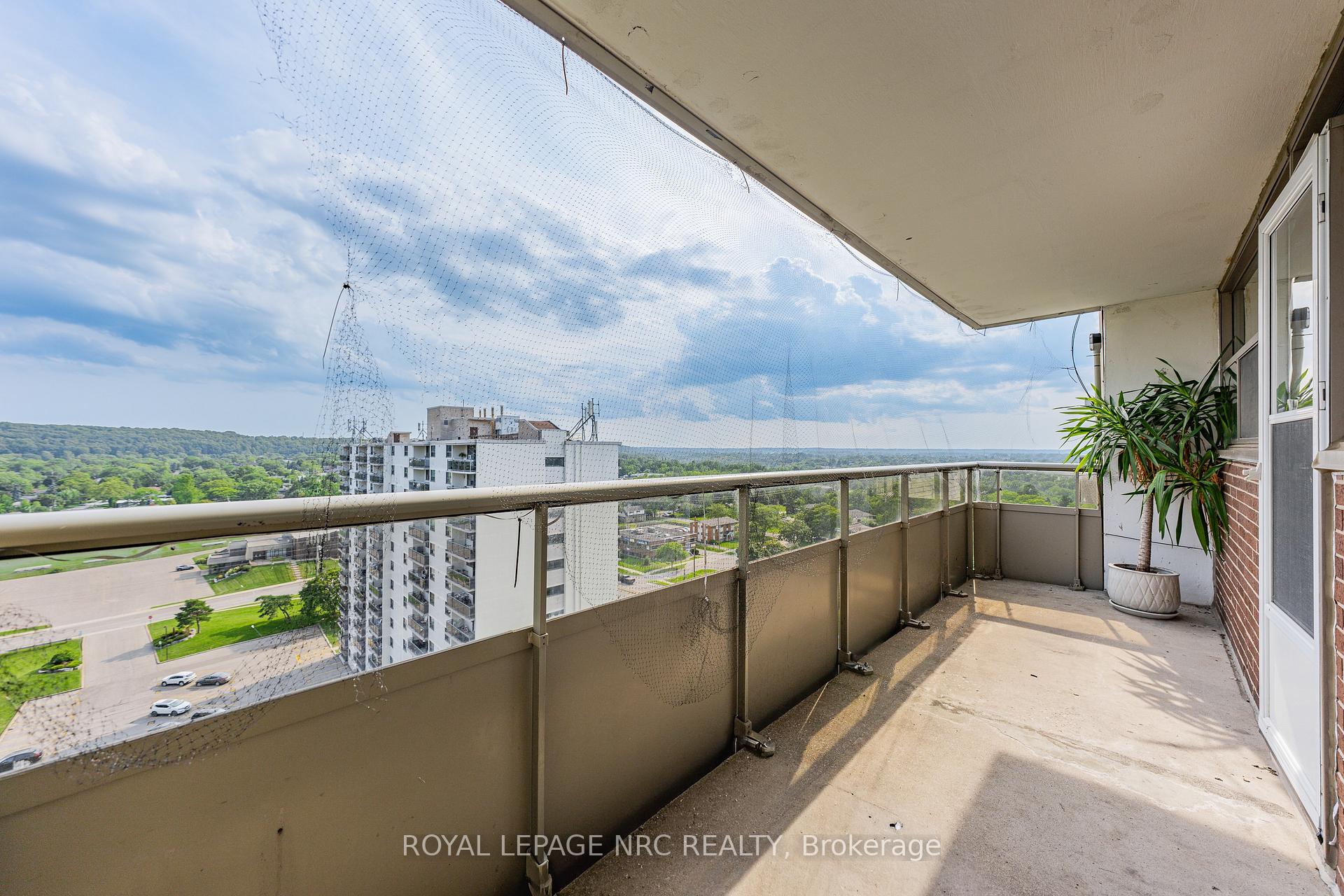 Photo 29 of Unit 1510, 215 Glenridge Avenue, St. Catharines, Glendale/Glenridge — HOMEH