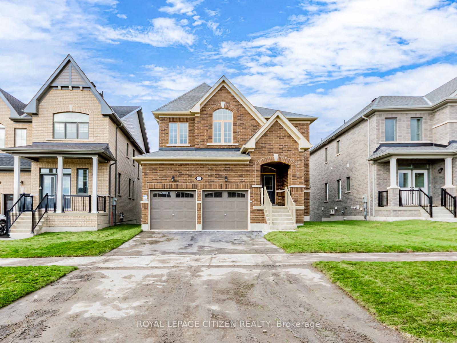 Photo 2 of 63 Fenn Crescent, New Tecumseth, Alliston — HOMEH