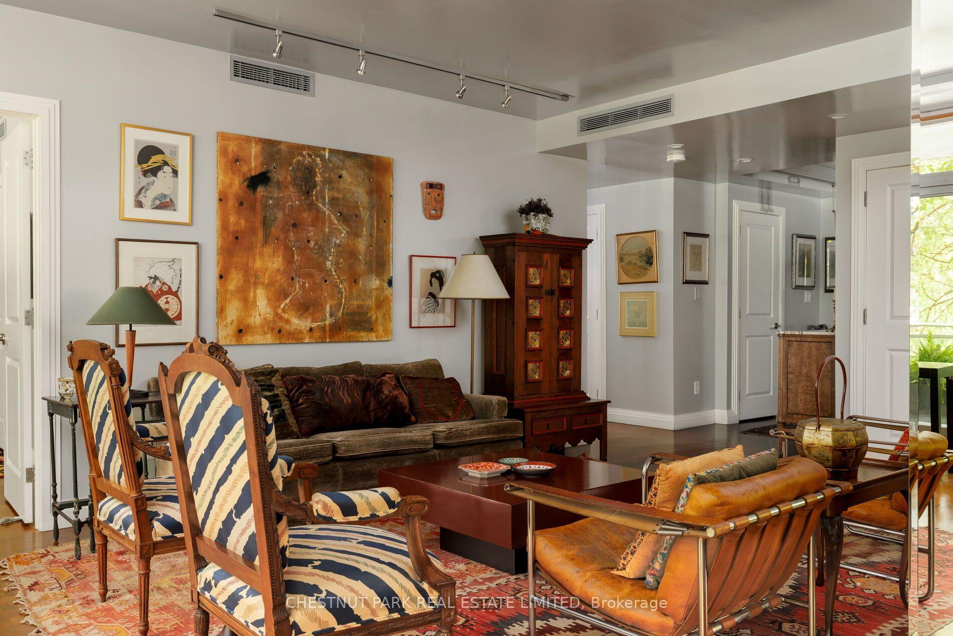Photo 11 of Unit 322, 1 Benvenuto Place, Toronto, Casa Loma — HOMEH