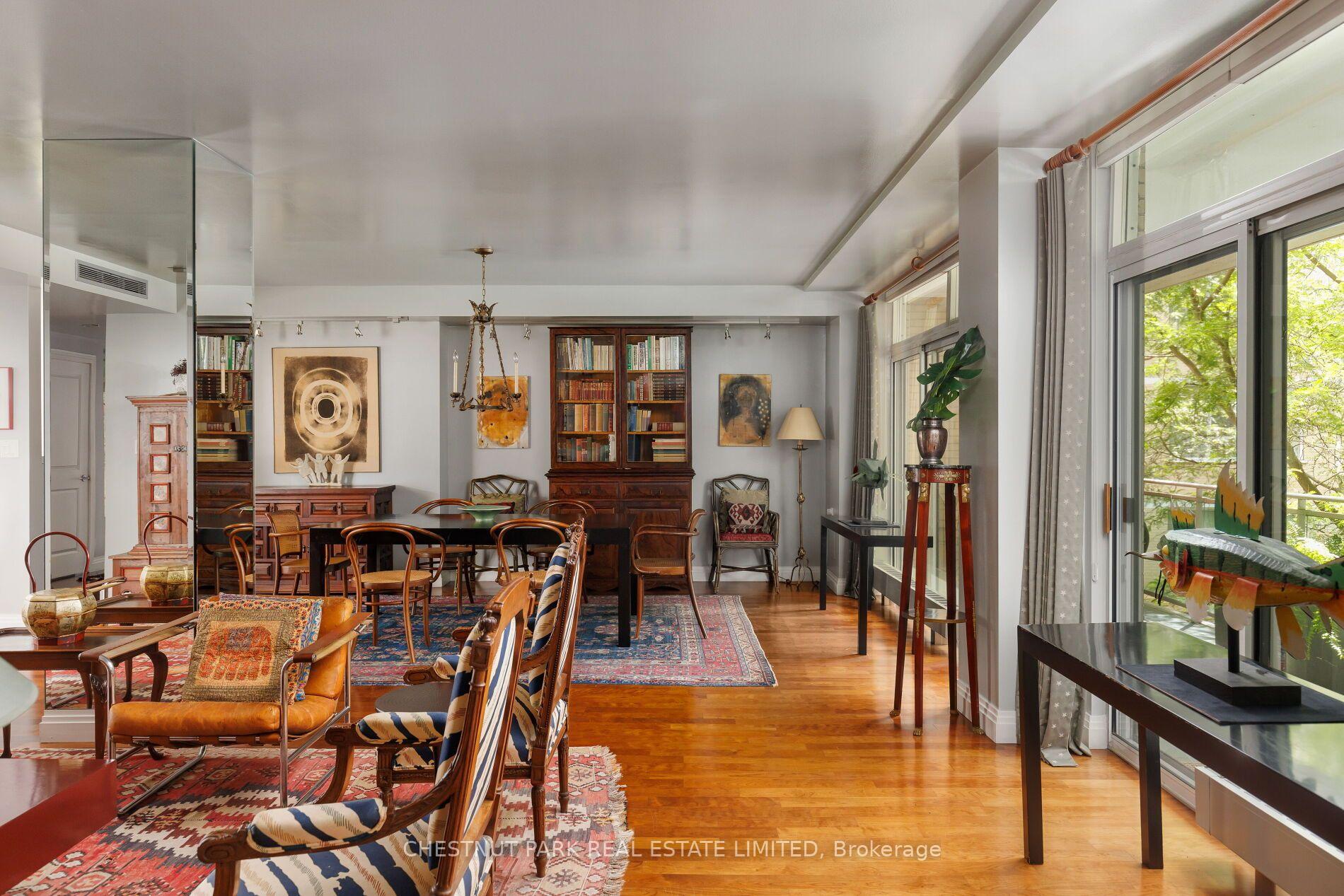 Photo 12 of Unit 322, 1 Benvenuto Place, Toronto, Casa Loma — HOMEH