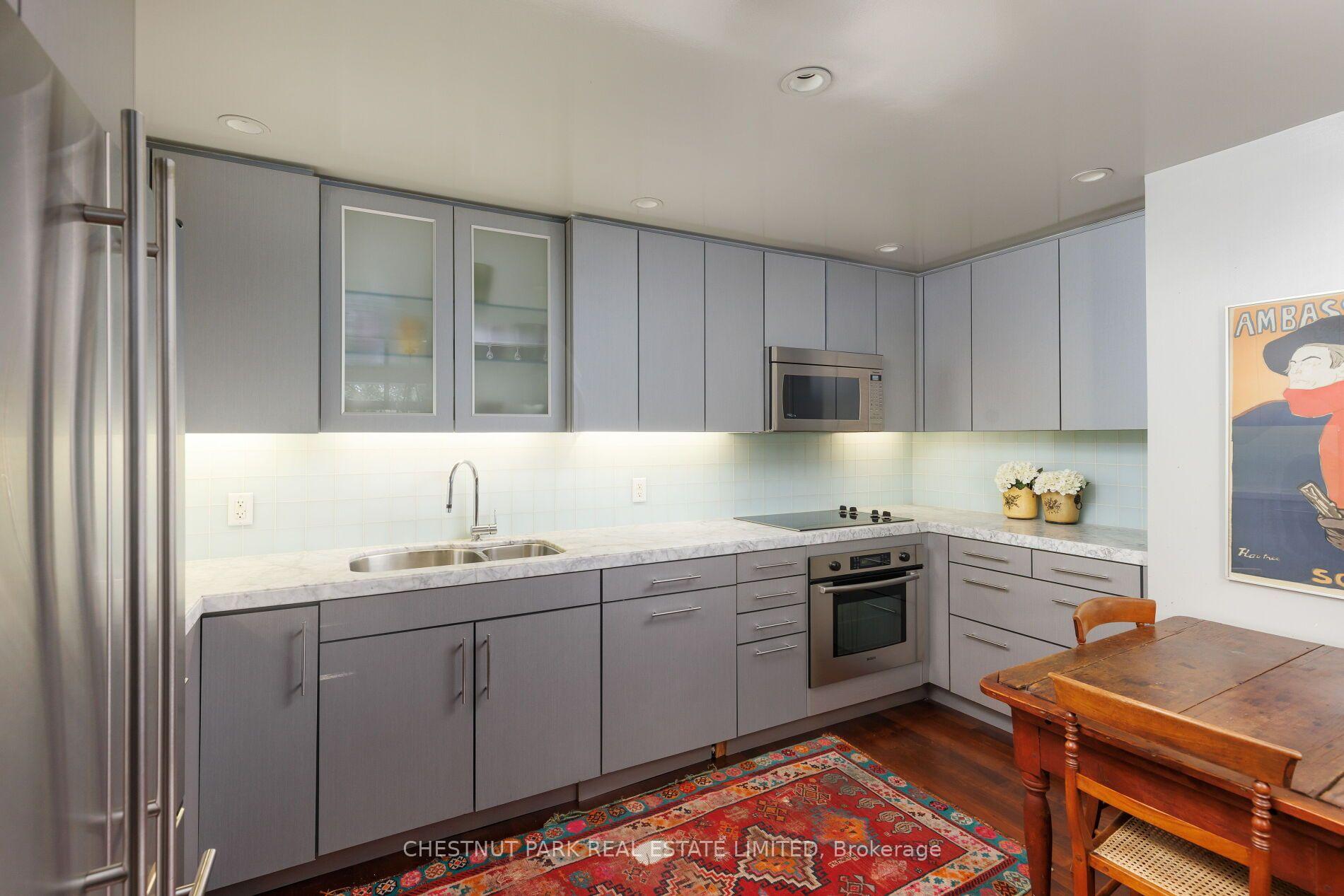 Photo 24 of Unit 322, 1 Benvenuto Place, Toronto, Casa Loma — HOMEH