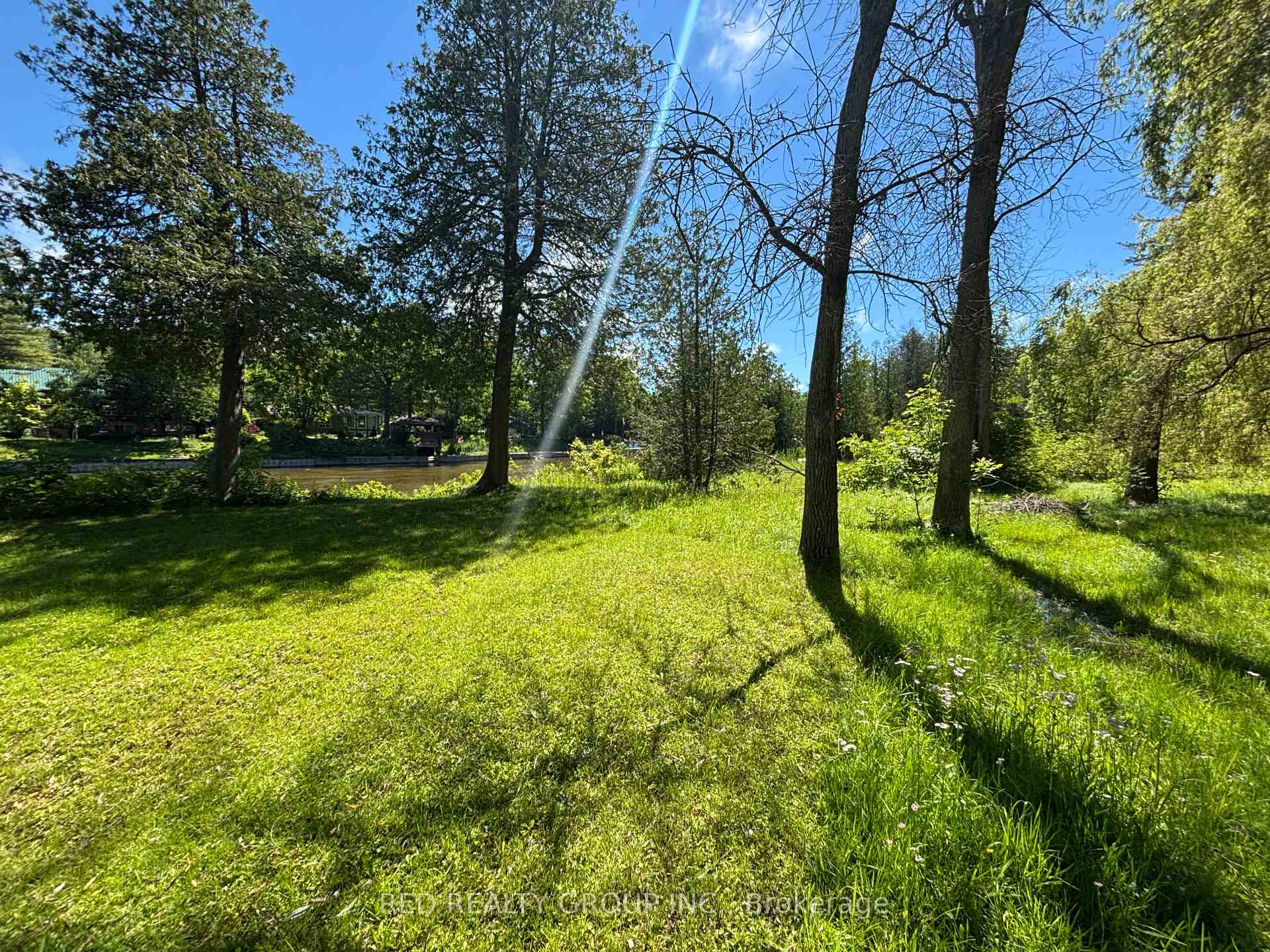 Photo 22 of 195 Sunnidale Road S, Wasaga Beach — HOMEH