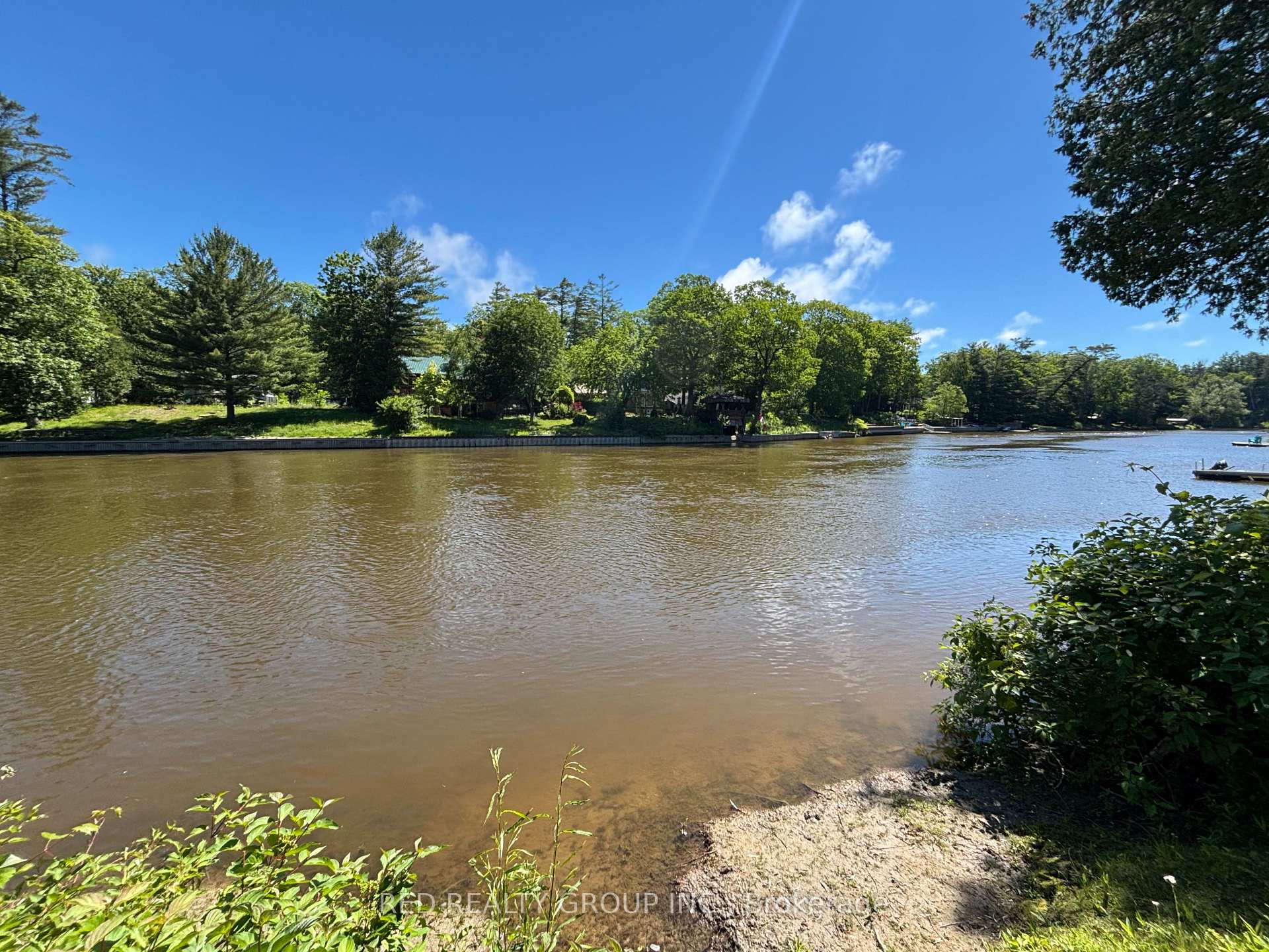 Photo 23 of 195 Sunnidale Road S, Wasaga Beach — HOMEH