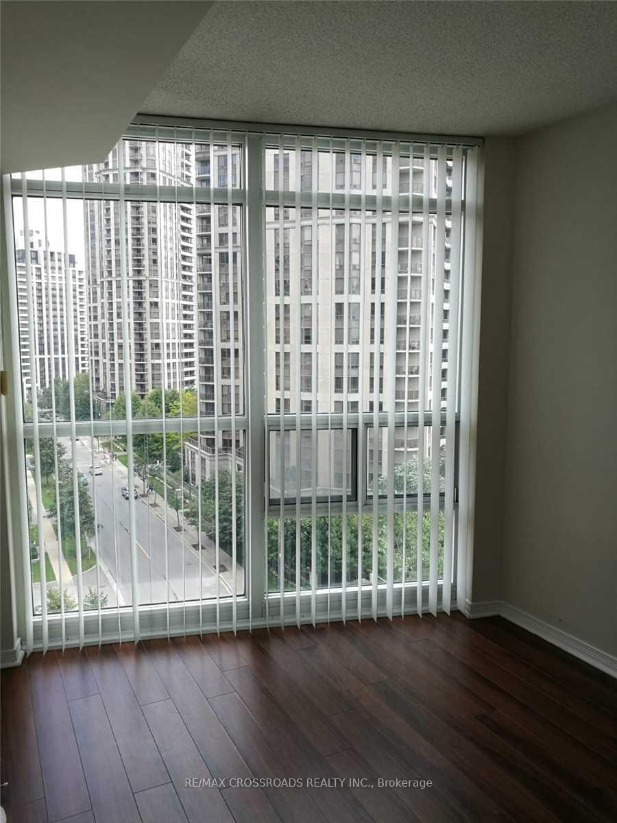 Photo 4 of Unit 1001, 30 Harrison Garden Boulevard, North York, Willowdale East — HOMEH