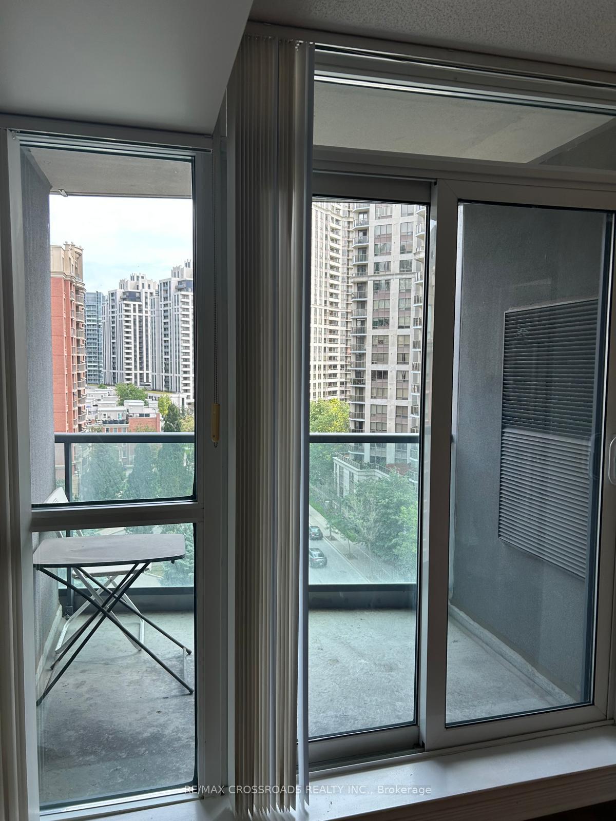 Photo 7 of Unit 1001, 30 Harrison Garden Boulevard, North York, Willowdale East — HOMEH