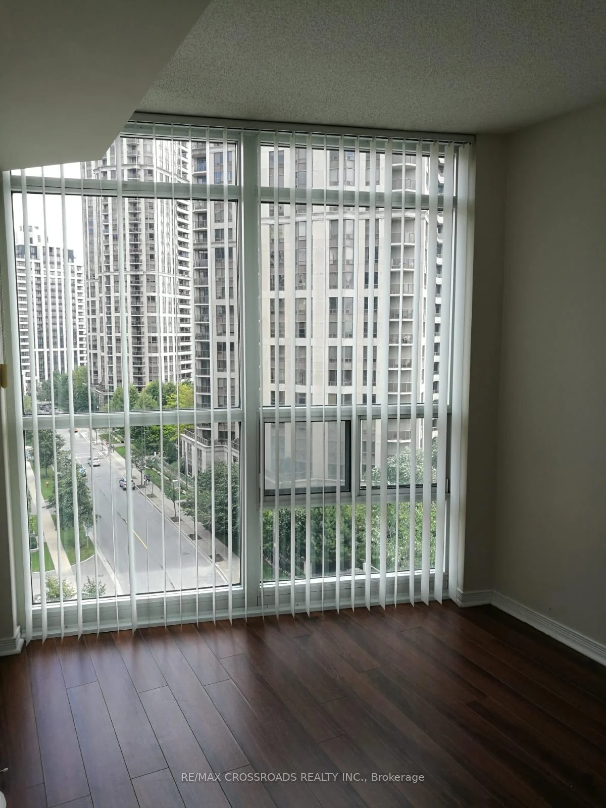 Photo 12 of Unit 1001, 30 Harrison Garden Boulevard, North York, Willowdale East — HOMEH
