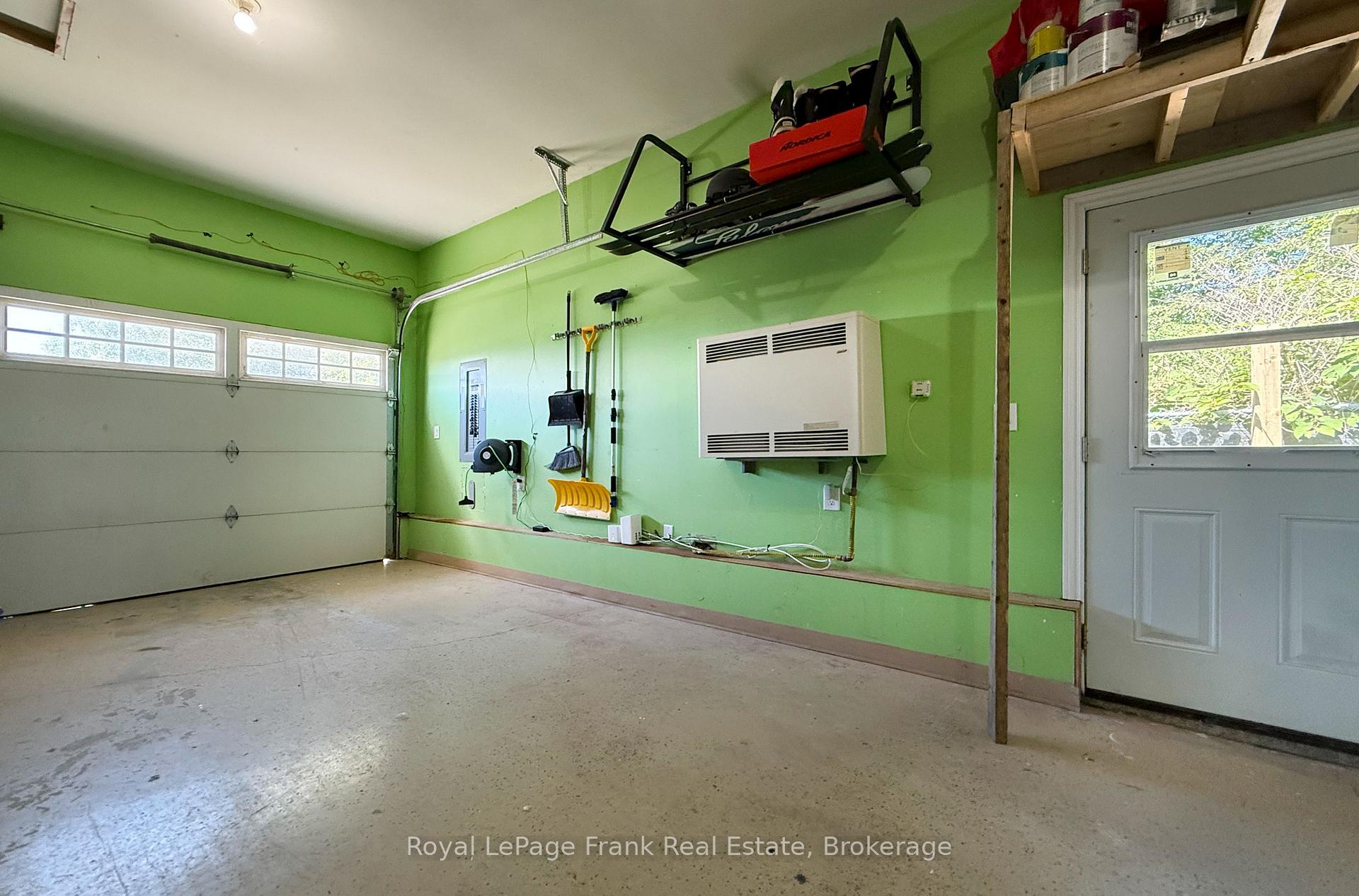 Photo 35 of 86 East Beach Road, Clarington, Bowmanville — HOMEH