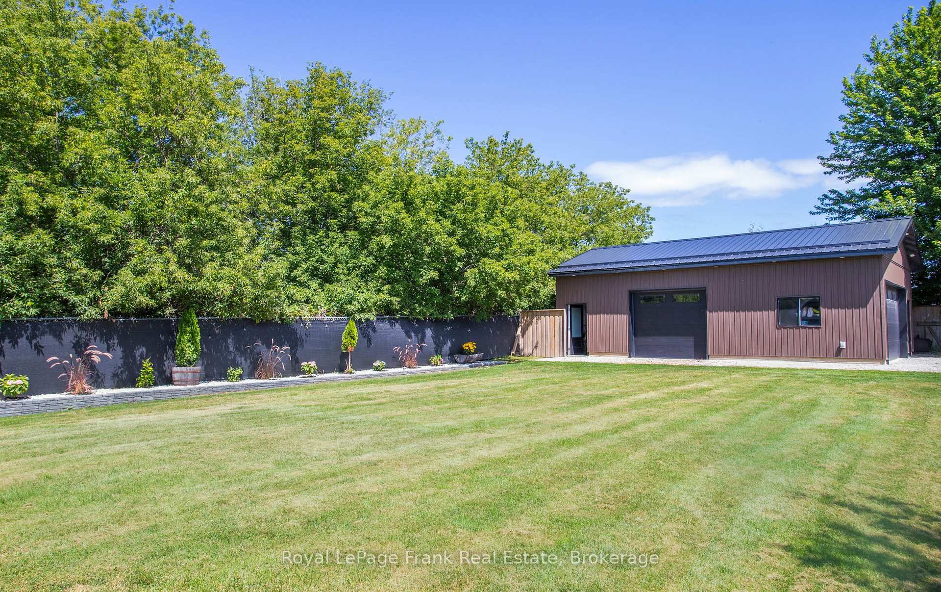 Photo 45 of 86 East Beach Road, Clarington, Bowmanville — HOMEH