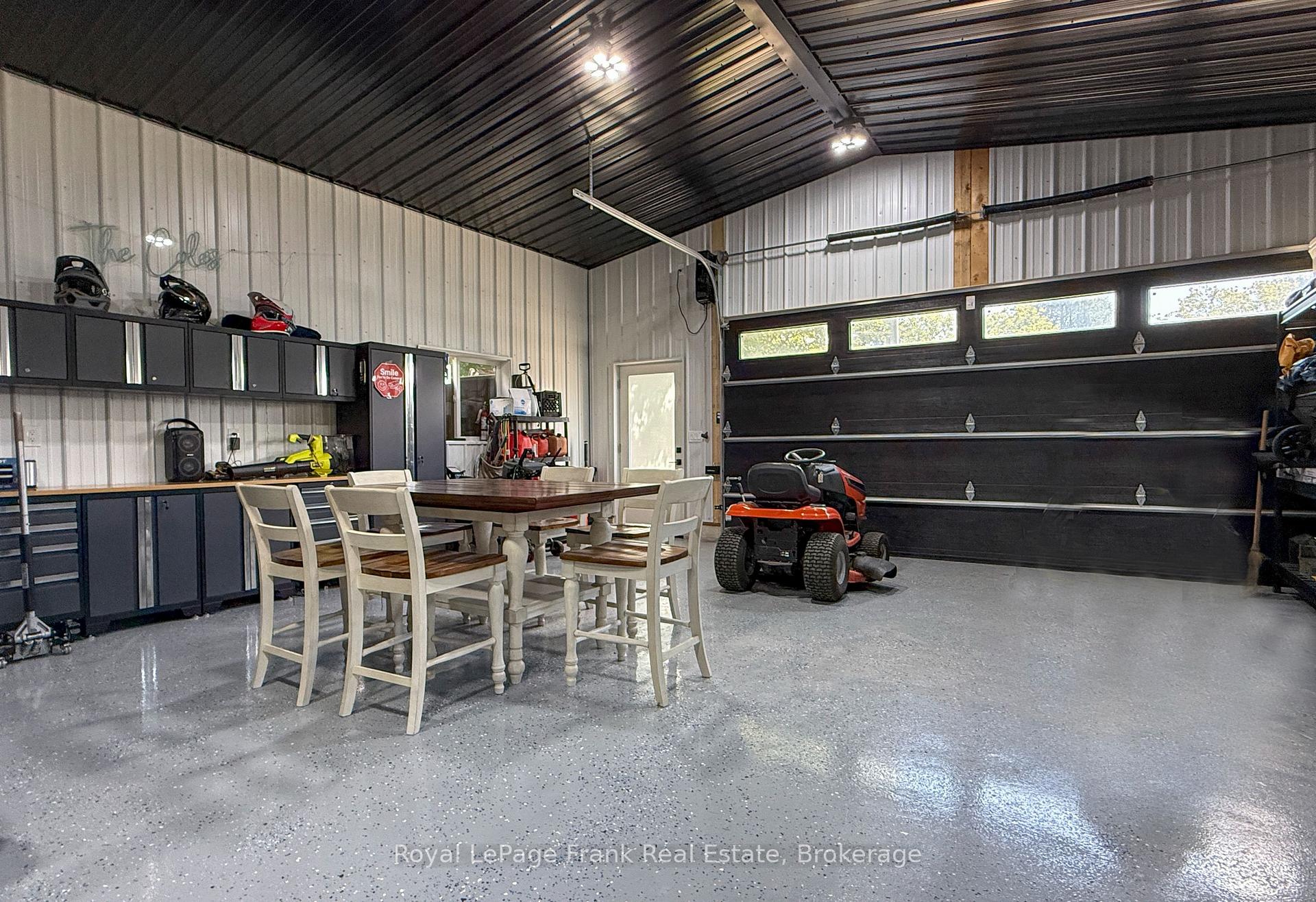 Photo 51 of 86 East Beach Road, Clarington, Bowmanville — HOMEH