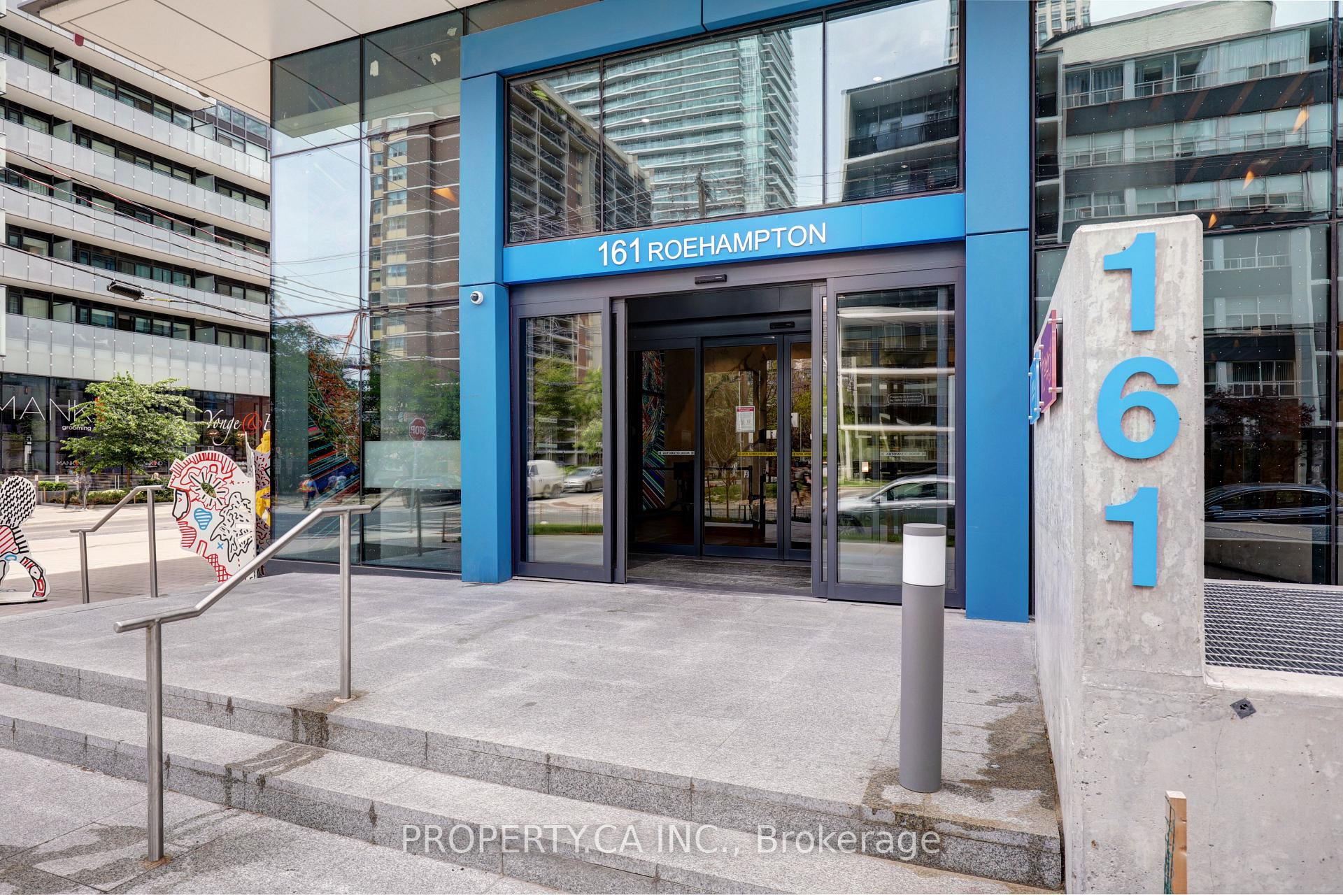 Photo 2 of Unit 3004, 161 Roehampton Avenue, Toronto, Mount Pleasant West — HOMEH