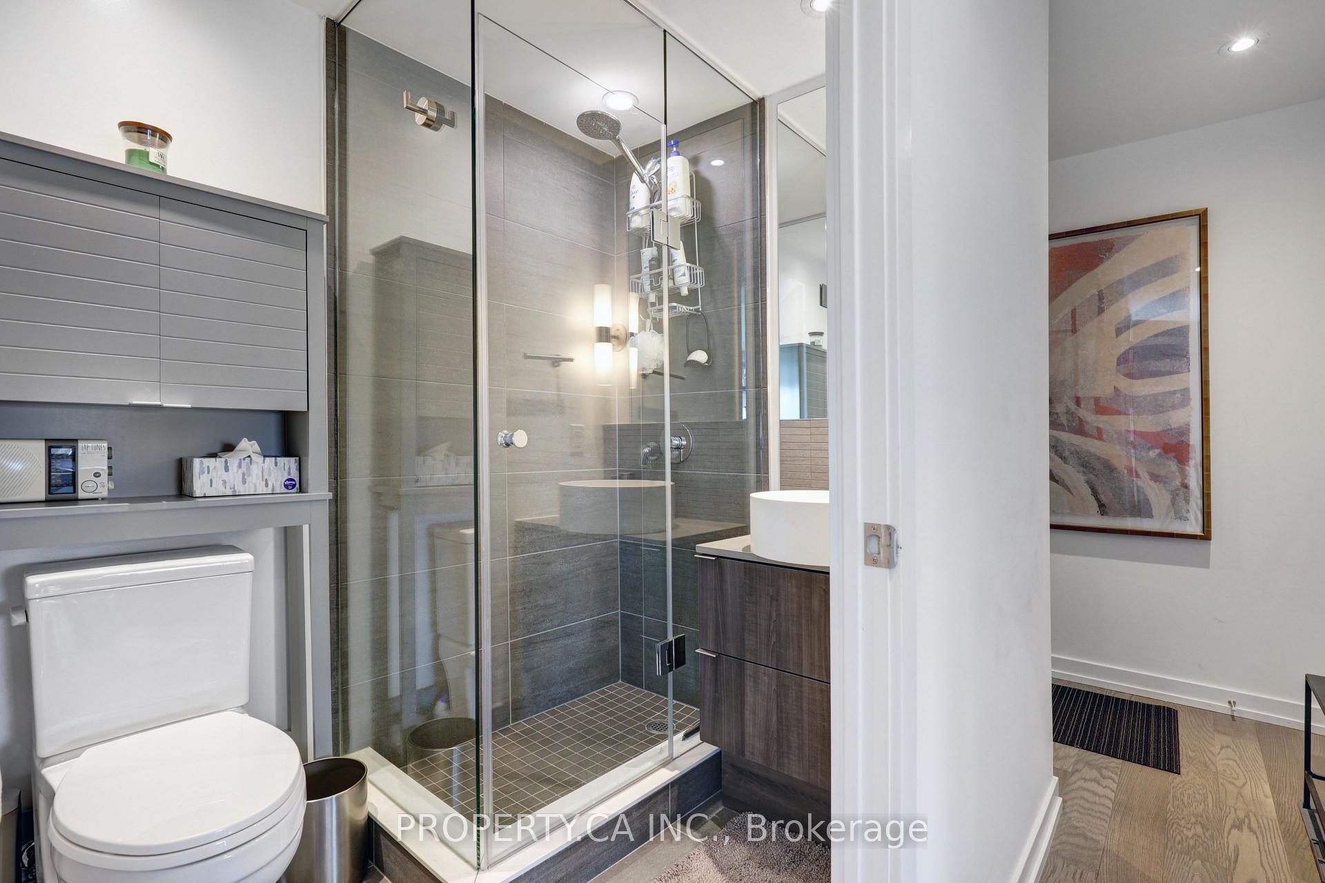 Photo 6 of Unit 3004, 161 Roehampton Avenue, Toronto, Mount Pleasant West — HOMEH