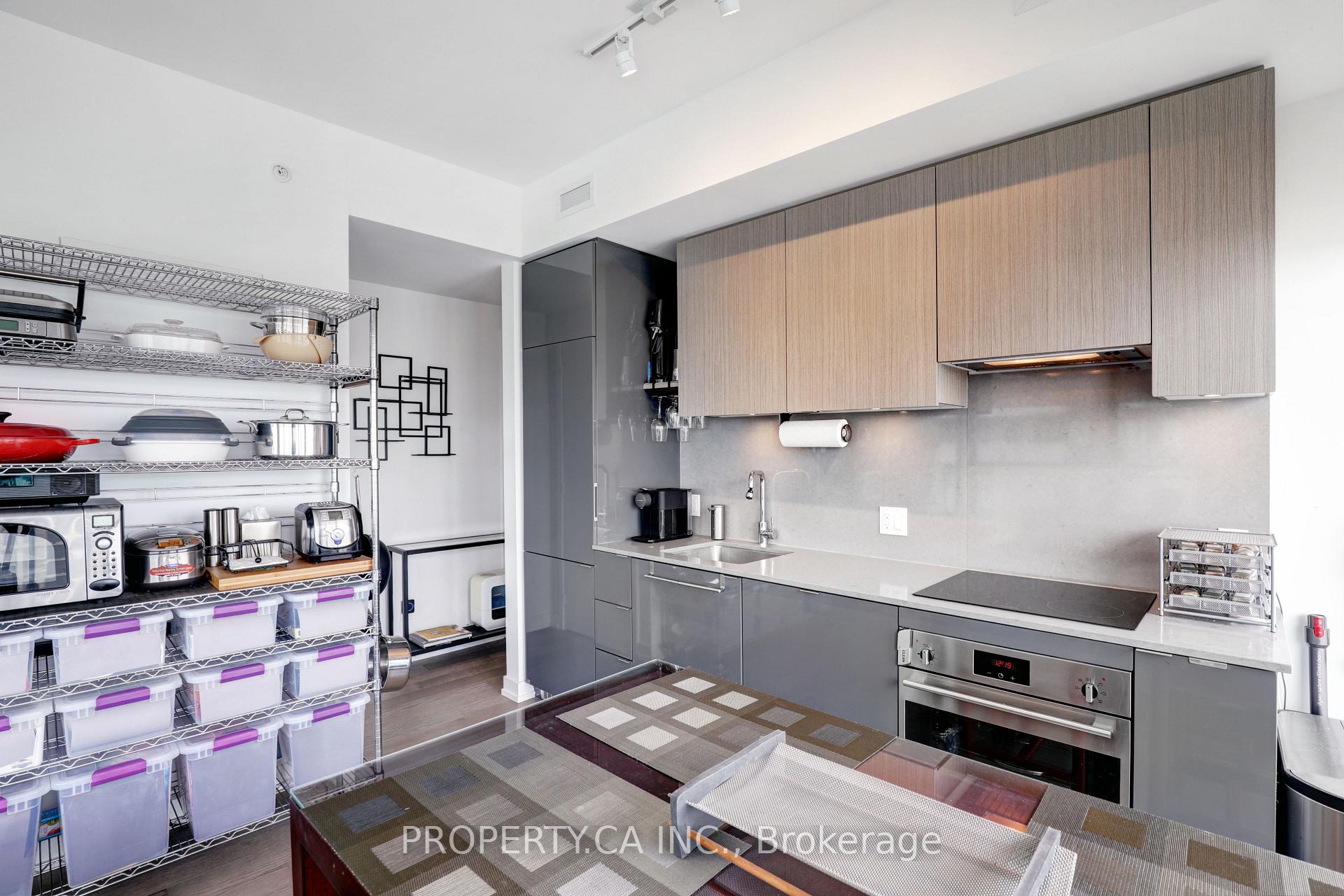 Photo 14 of Unit 3004, 161 Roehampton Avenue, Toronto, Mount Pleasant West — HOMEH