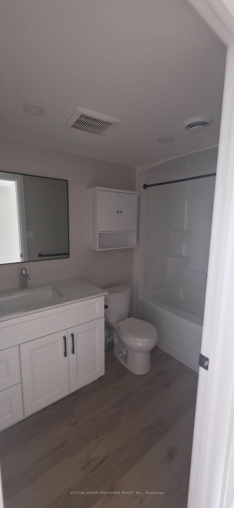 Photo 9 of Unit 2, 118 Scott Street, Strathroy-Caradoc, SE — HOMEH