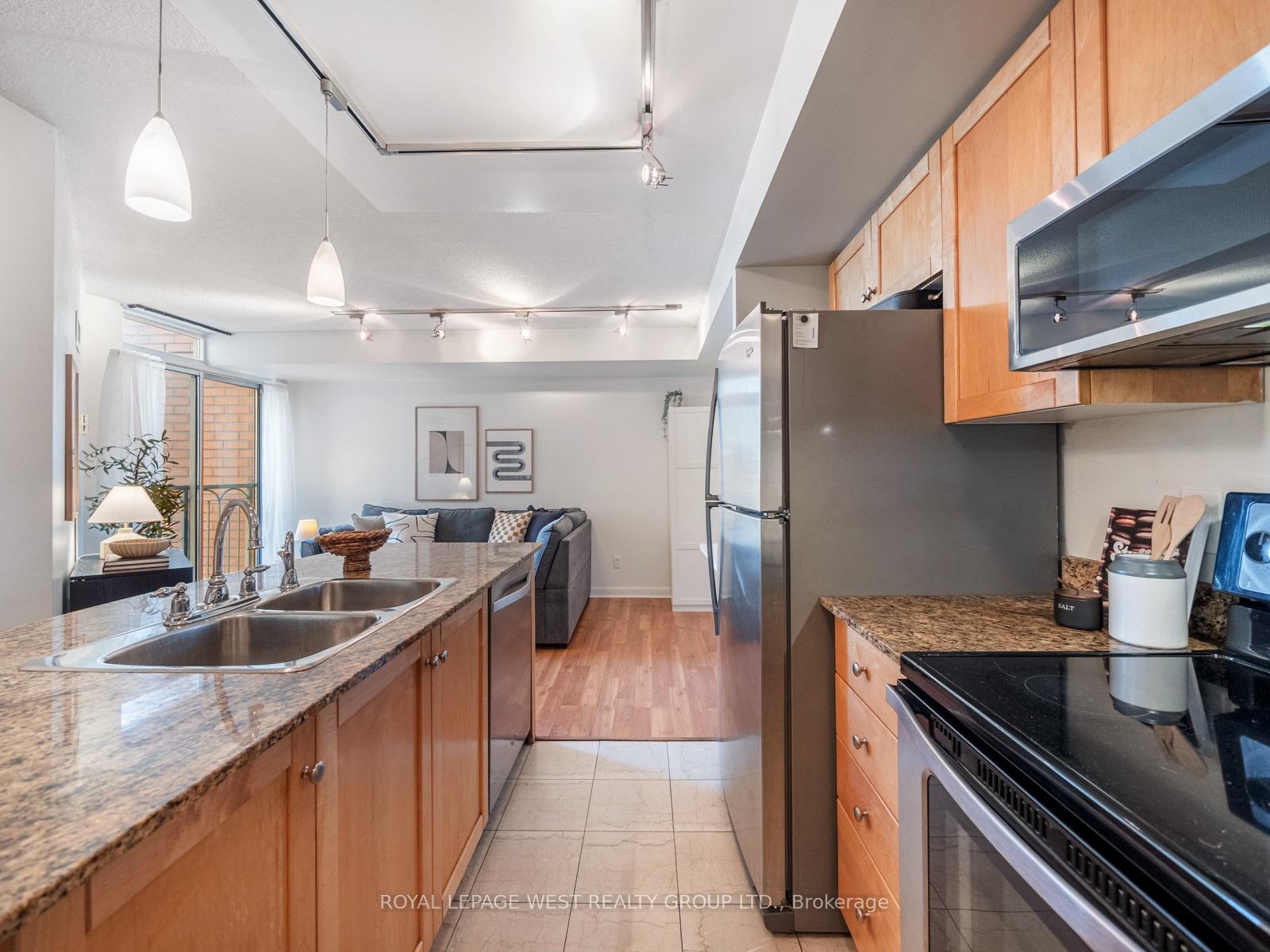 Photo 13 of Unit 1453, 313 Richmond Street E, Toronto, Moss Park — HOMEH