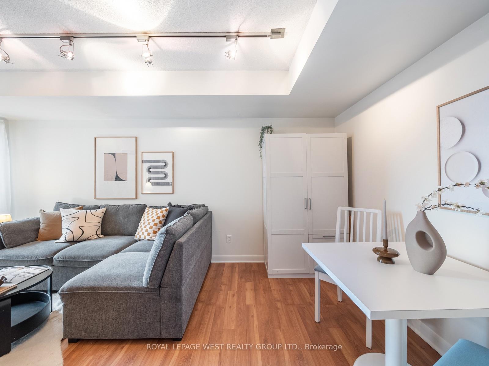 Photo 26 of Unit 1453, 313 Richmond Street E, Toronto, Moss Park — HOMEH