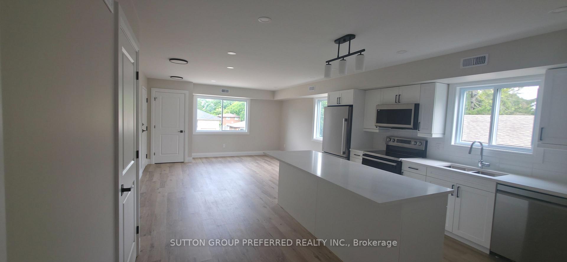 Photo 3 of Unit 3, 118 Scott Street, Strathroy-Caradoc, SE — HOMEH