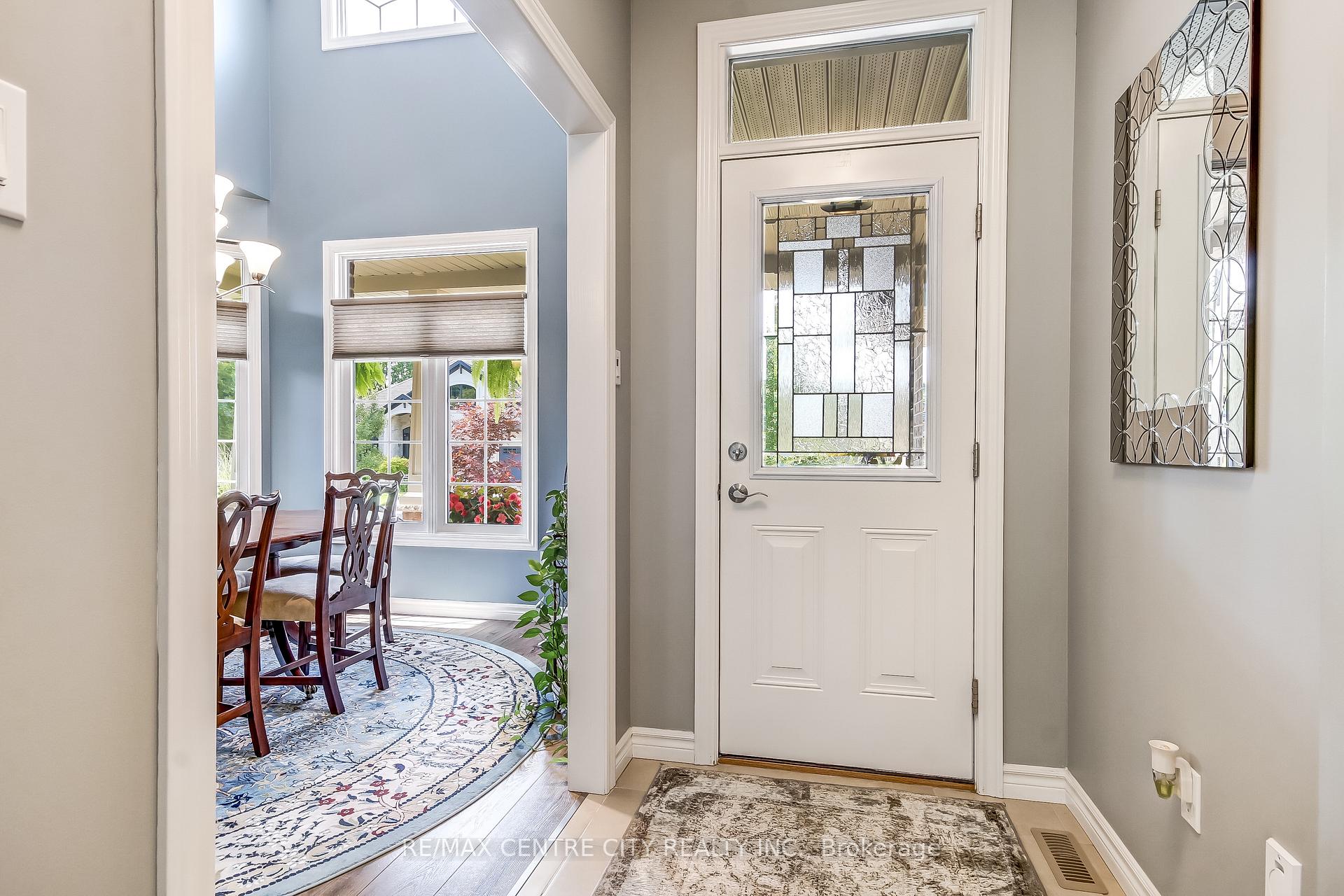 Photo 5 of 20 Ensley Place, Central Elgin, Port Stanley — HOMEH