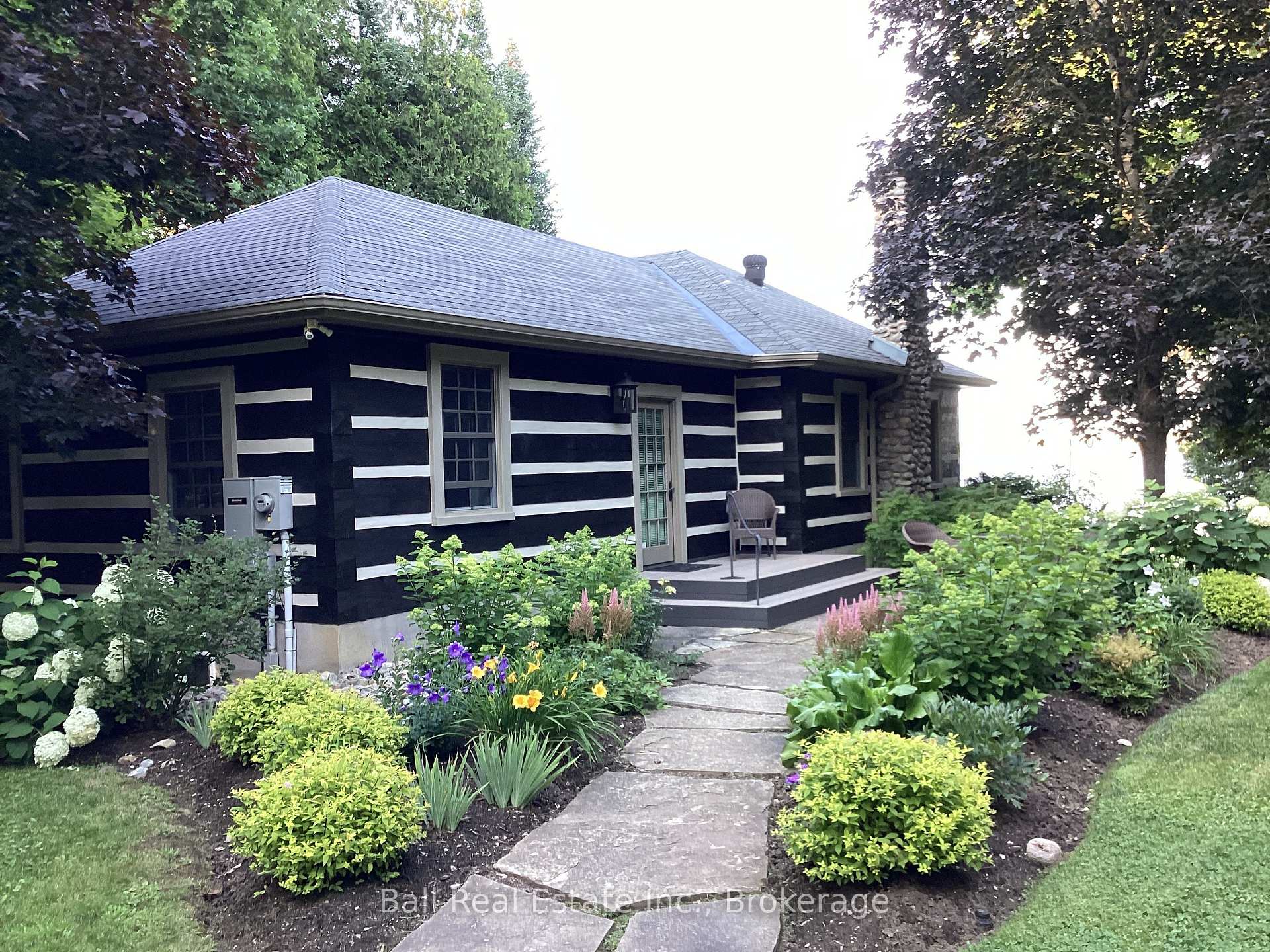 Photo 4 of 2933 Ayotte's Point Lane, Selwyn — HOMEH