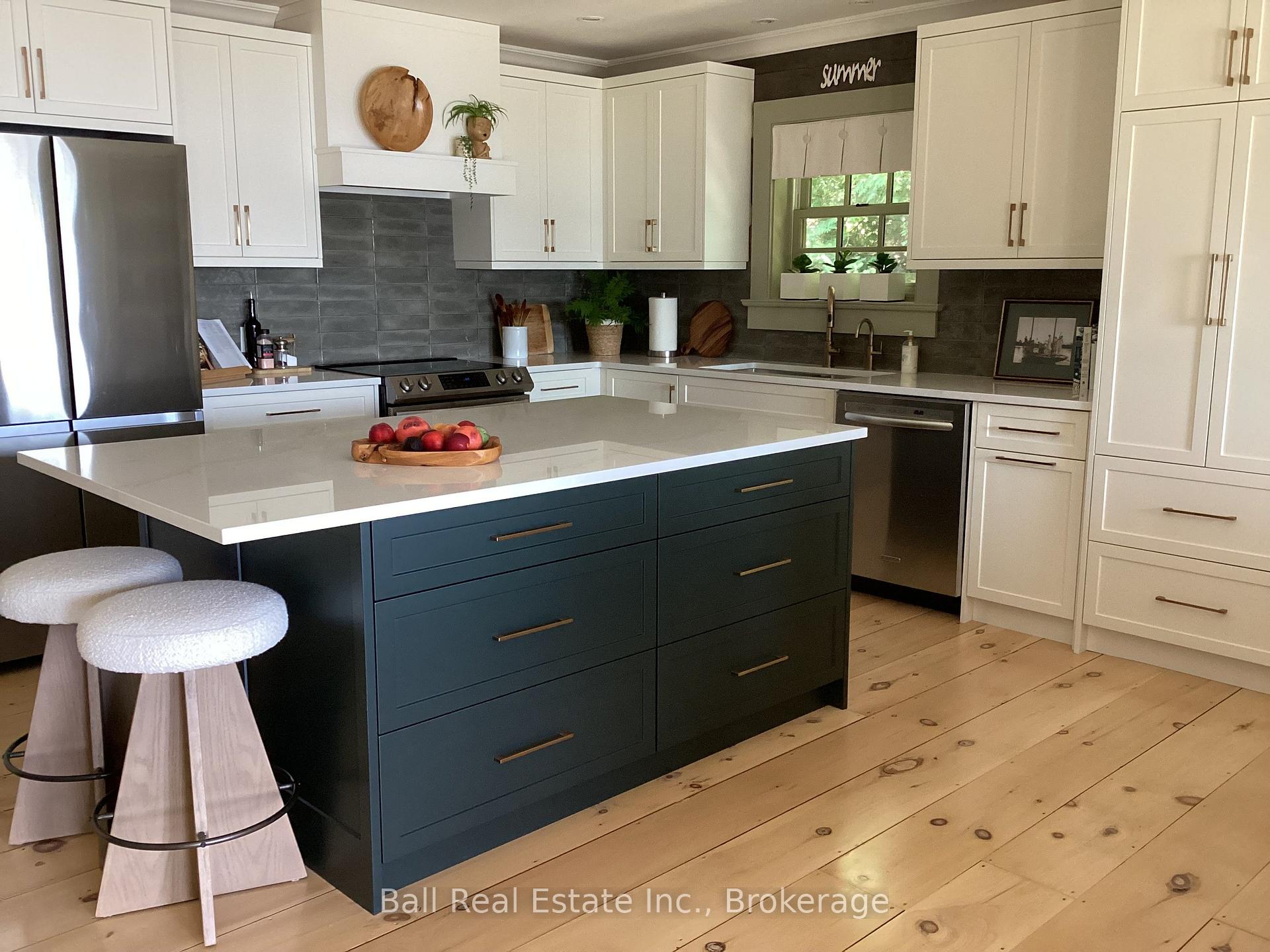 Photo 20 of 2933 Ayotte's Point Lane, Selwyn — HOMEH