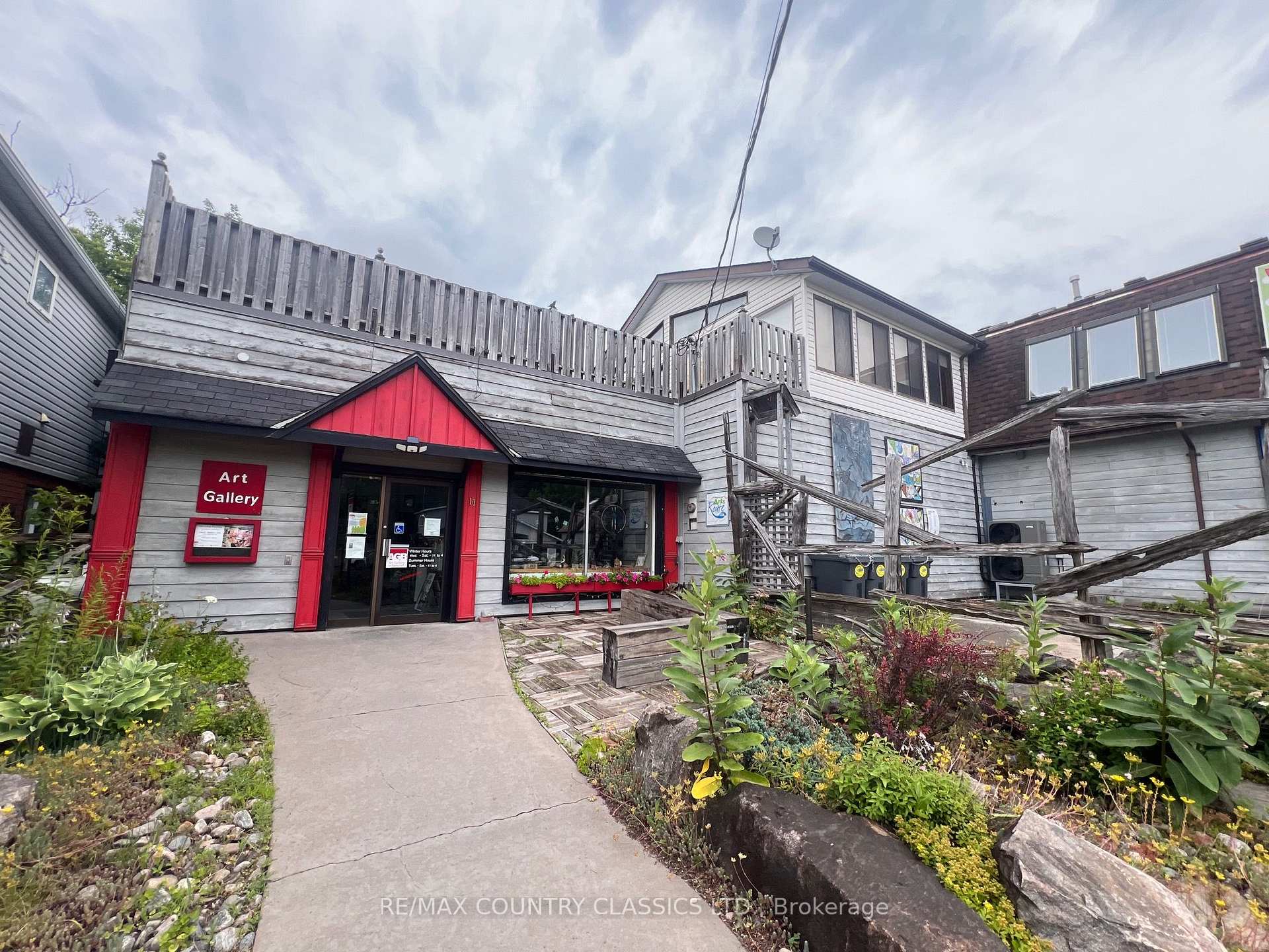 Photo 3 of 10 - 12 Flint Avenue, Bancroft, Bancroft Ward — HOMEH