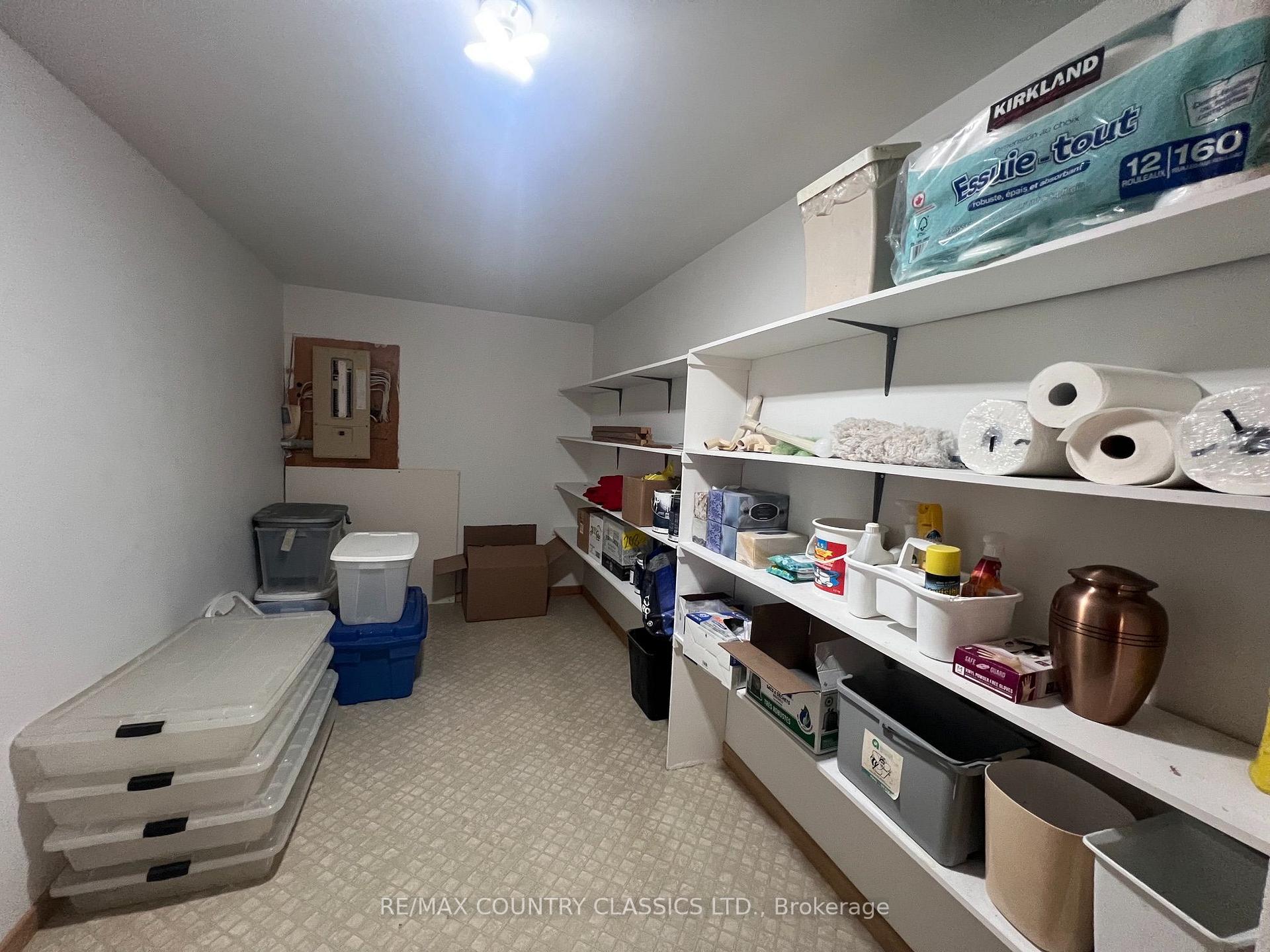 Photo 30 of 10 - 12 Flint Avenue, Bancroft, Bancroft Ward — HOMEH