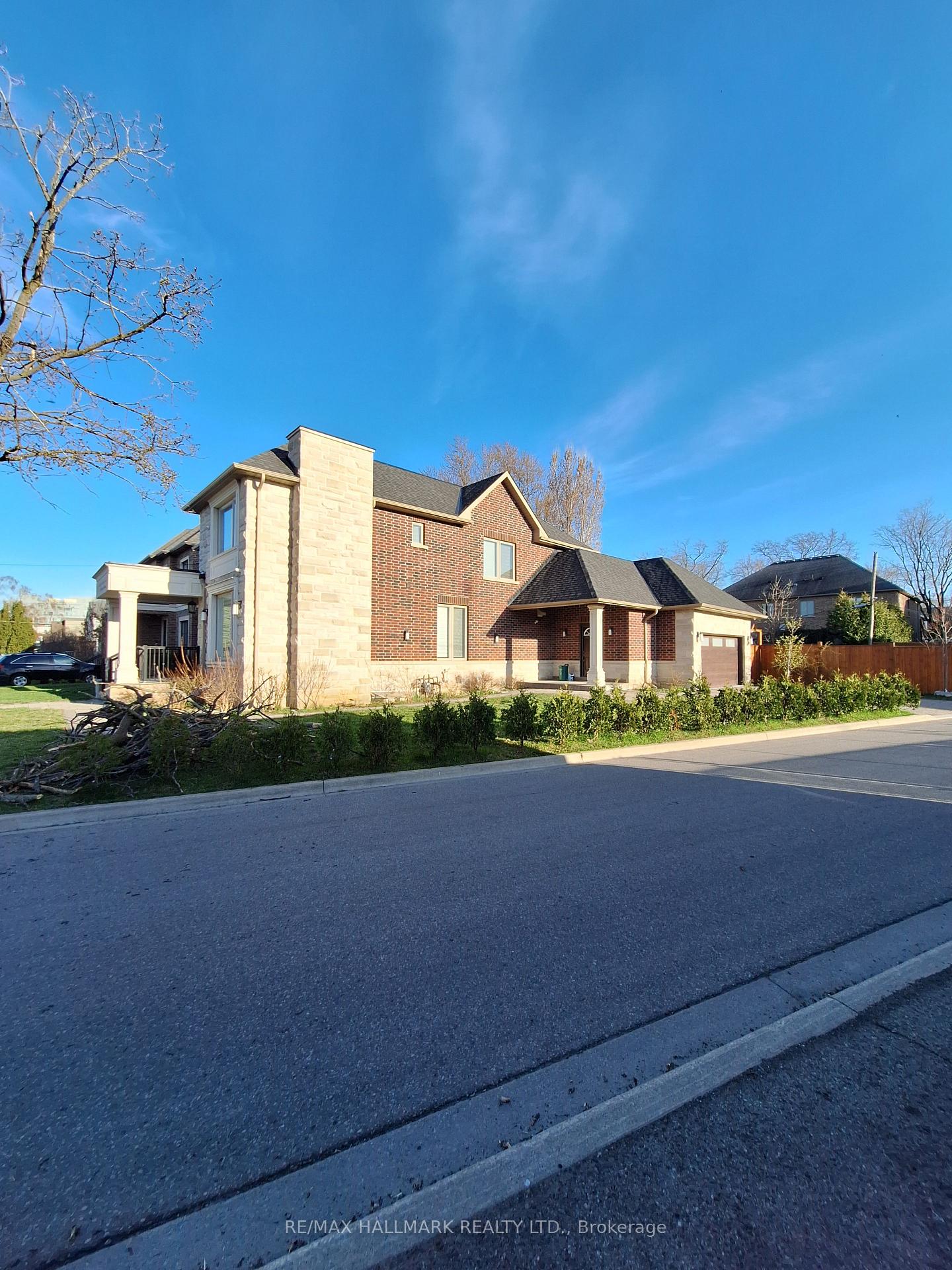 Photo 2 of Unit LOWER, 38 Harrison Avenue, Mississauga, Port Credit — HOMEH