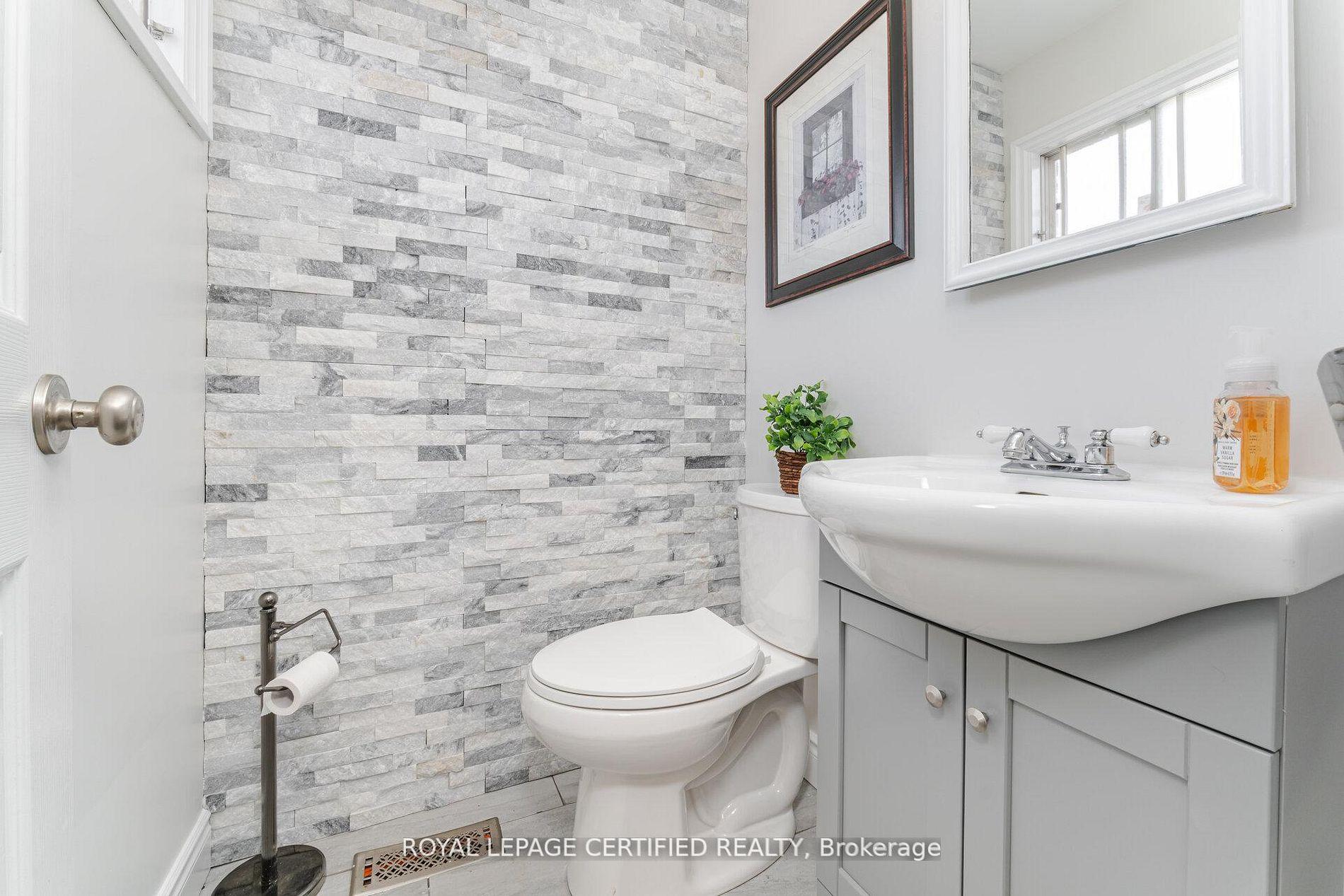 Photo 21 of 5 Stockman Crescent, Halton Hills, Georgetown — HOMEH