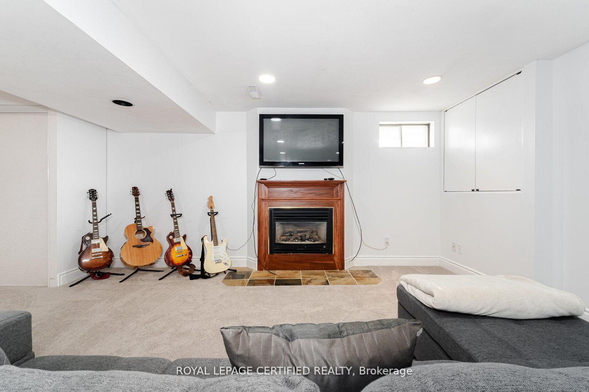 Photo 39 of 5 Stockman Crescent, Halton Hills, Georgetown — HOMEH