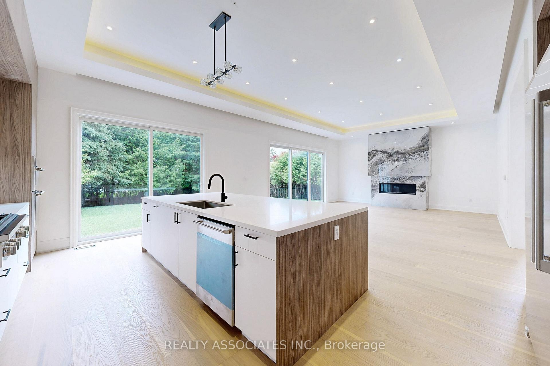 Photo 14 of 32 Cossar Avenue, Aurora, Aurora Highlands — HOMEH