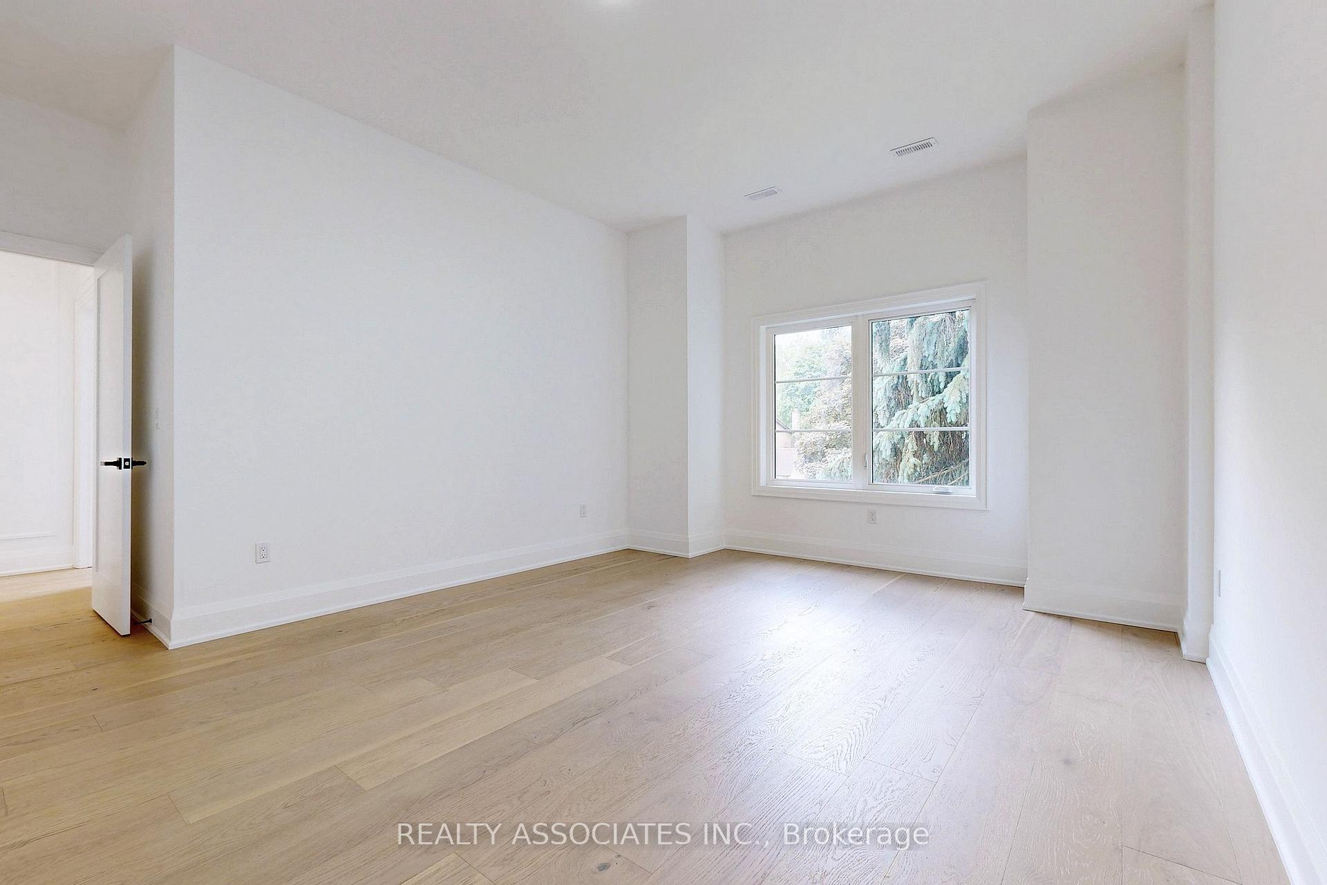 Photo 32 of 32 Cossar Avenue, Aurora, Aurora Highlands — HOMEH