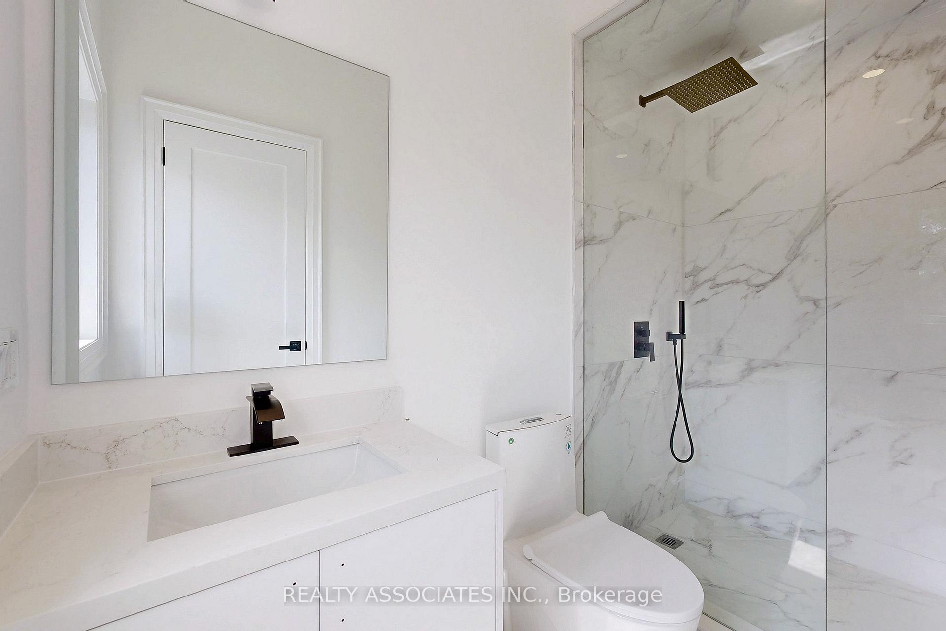 Photo 33 of 32 Cossar Avenue, Aurora, Aurora Highlands — HOMEH