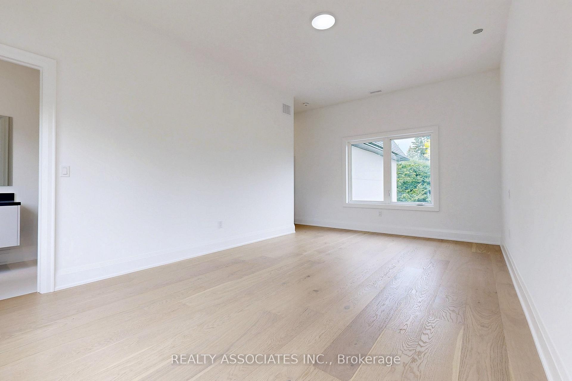 Photo 39 of 32 Cossar Avenue, Aurora, Aurora Highlands — HOMEH