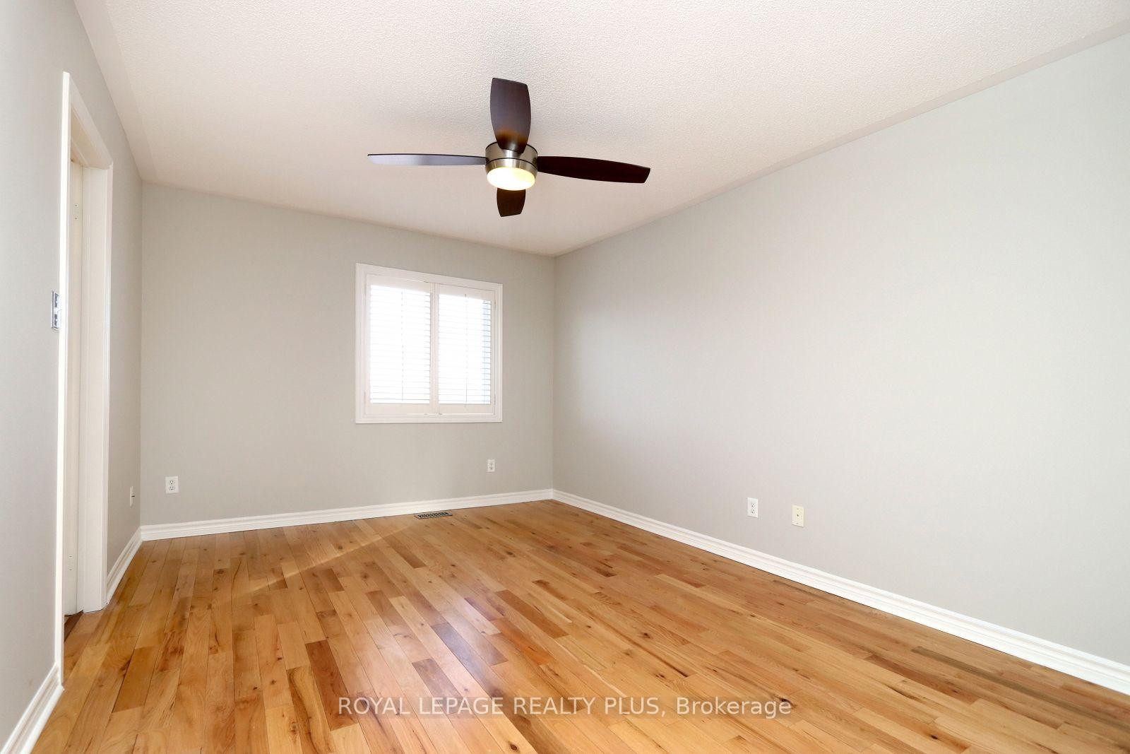Photo 14 of 3656 Twinmaple Drive, Mississauga, Applewood — HOMEH