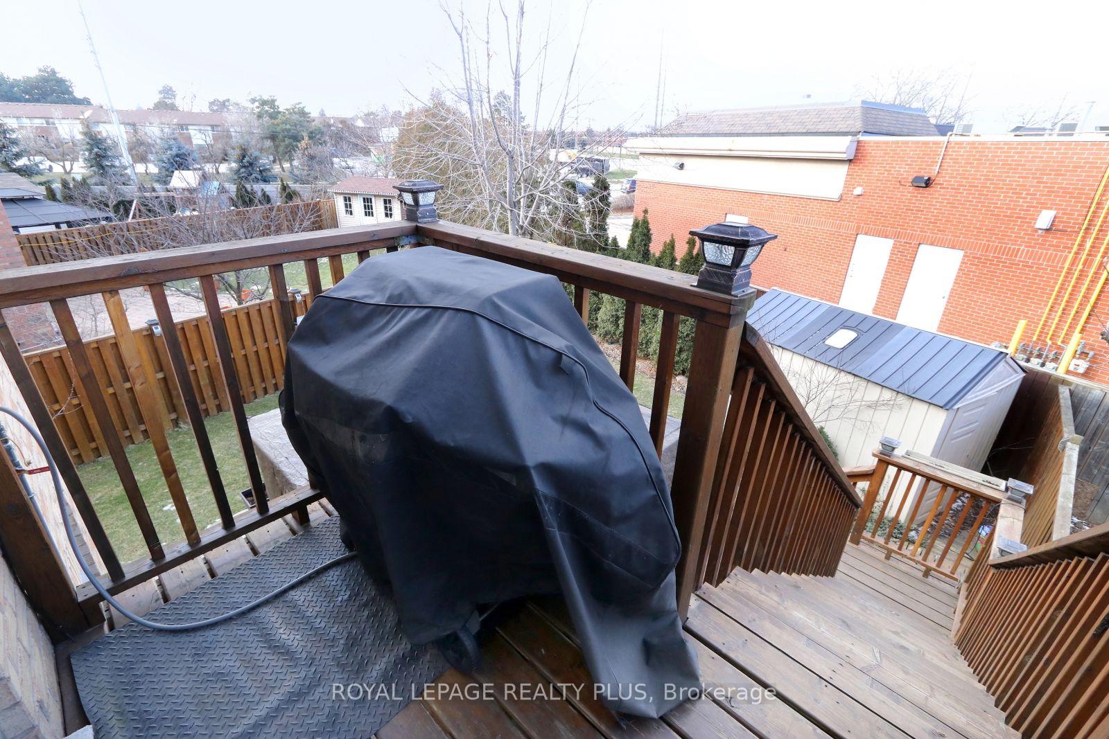 Photo 23 of 3656 Twinmaple Drive, Mississauga, Applewood — HOMEH