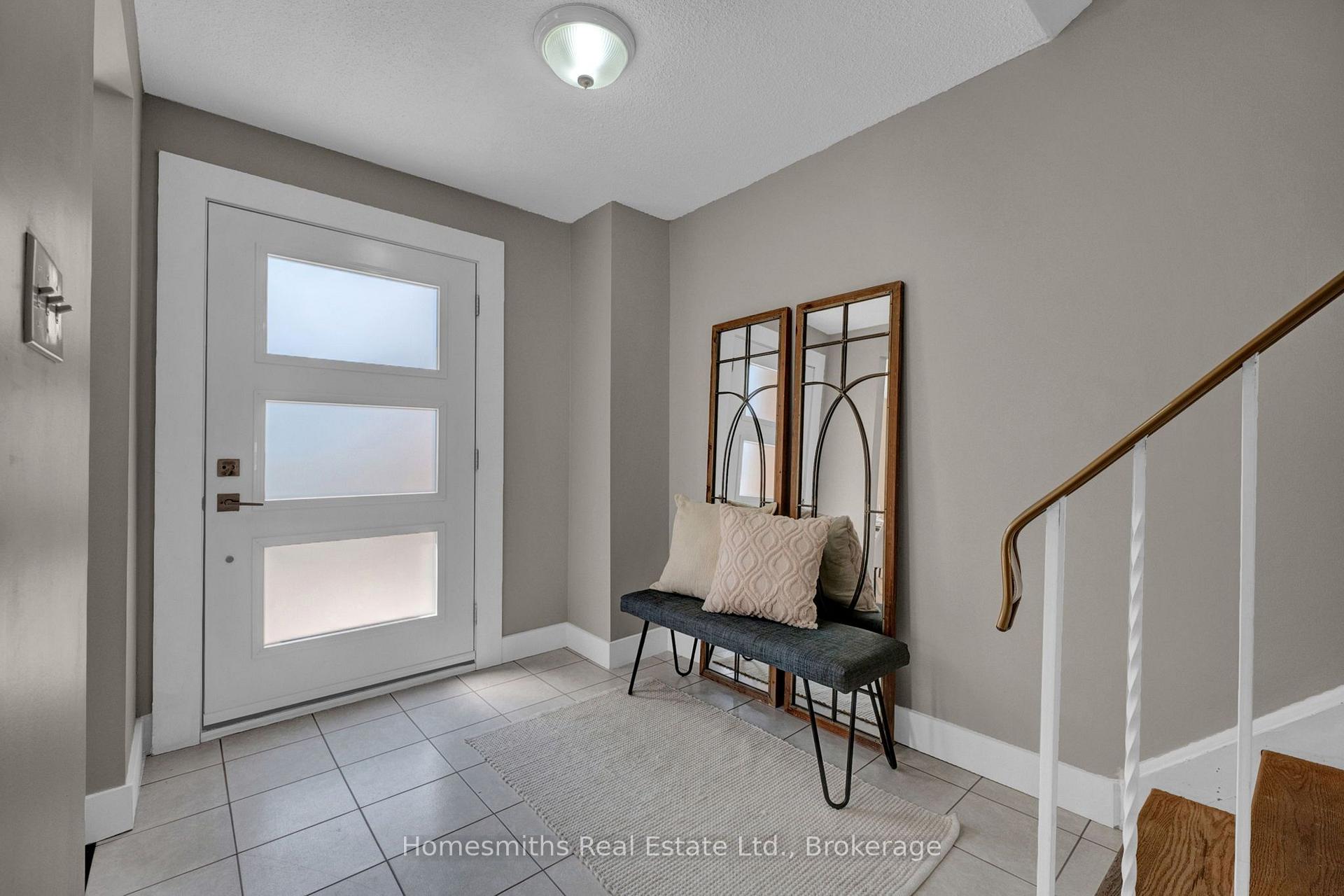 Photo 3 of 44 Loscombe Drive, Clarington, Bowmanville — HOMEH