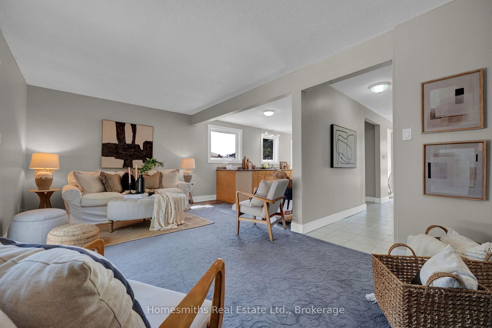 Photo 15 of 44 Loscombe Drive, Clarington, Bowmanville — HOMEH