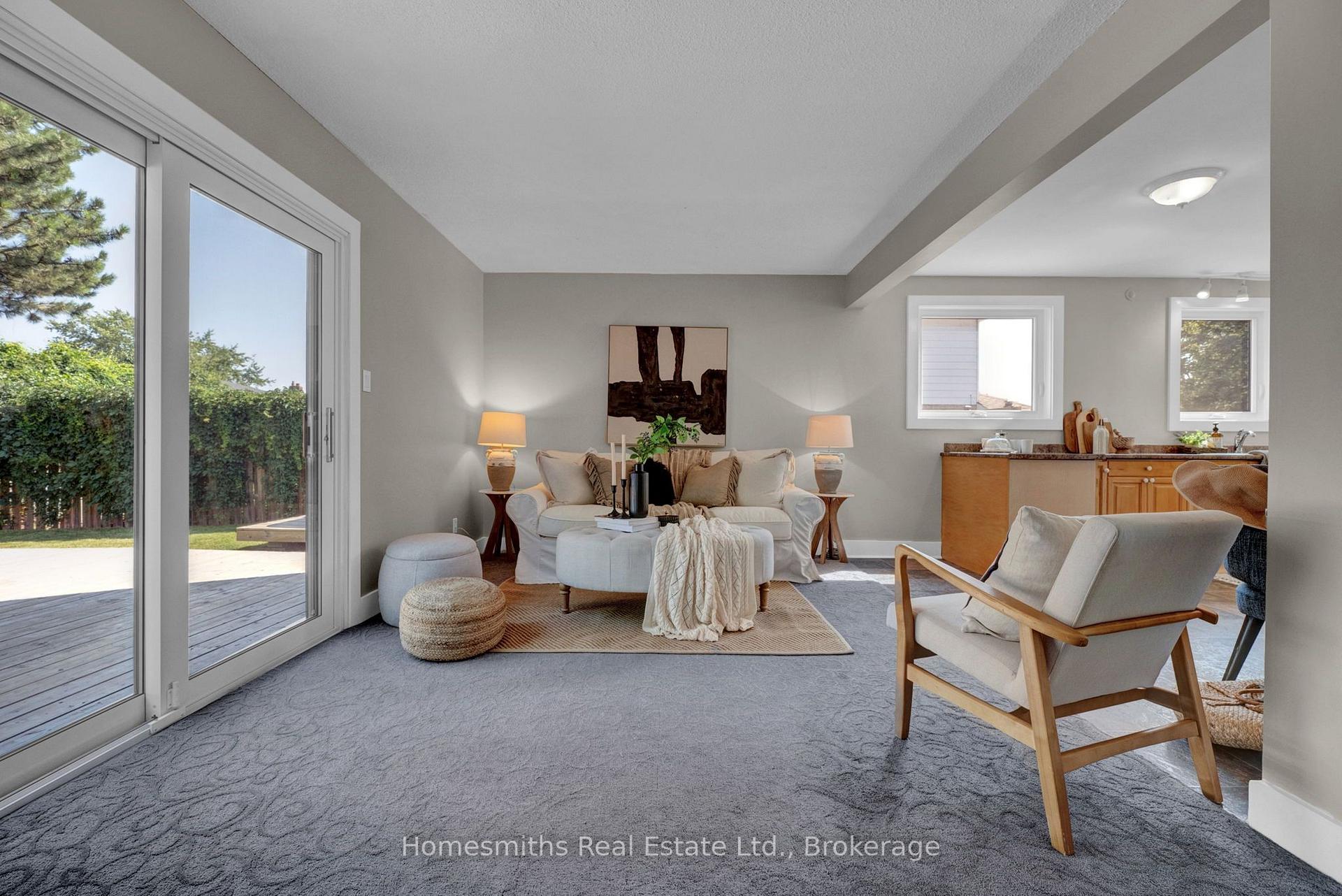 Photo 16 of 44 Loscombe Drive, Clarington, Bowmanville — HOMEH