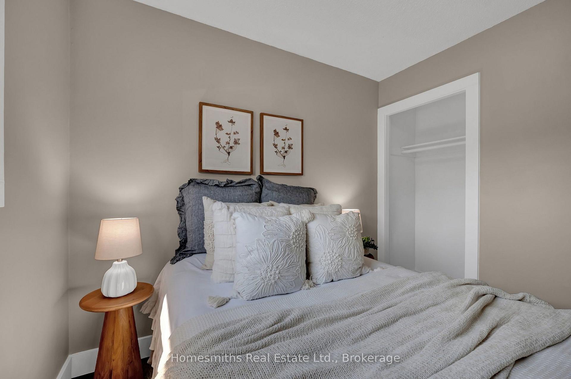Photo 21 of 44 Loscombe Drive, Clarington, Bowmanville — HOMEH