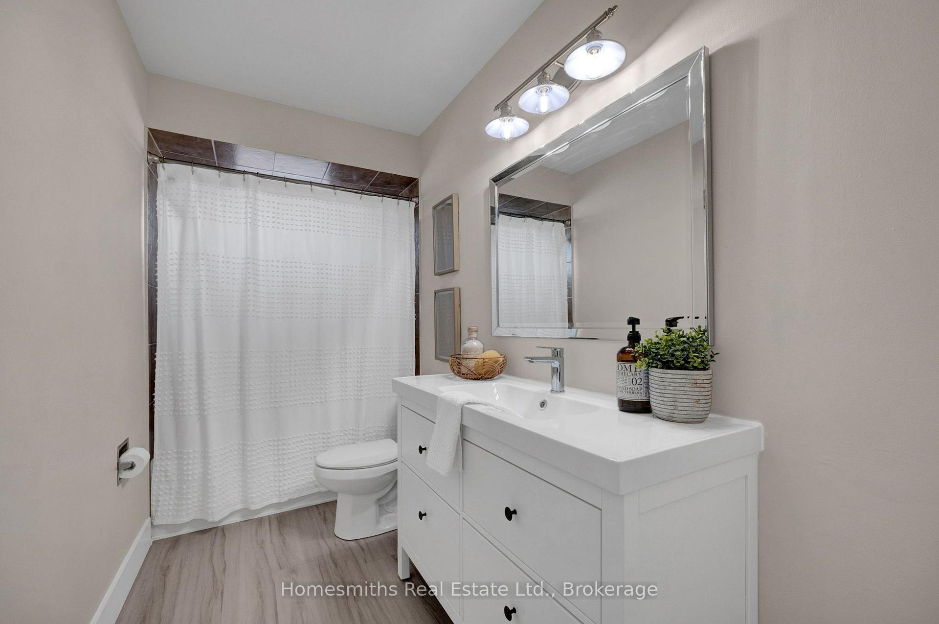 Photo 29 of 44 Loscombe Drive, Clarington, Bowmanville — HOMEH