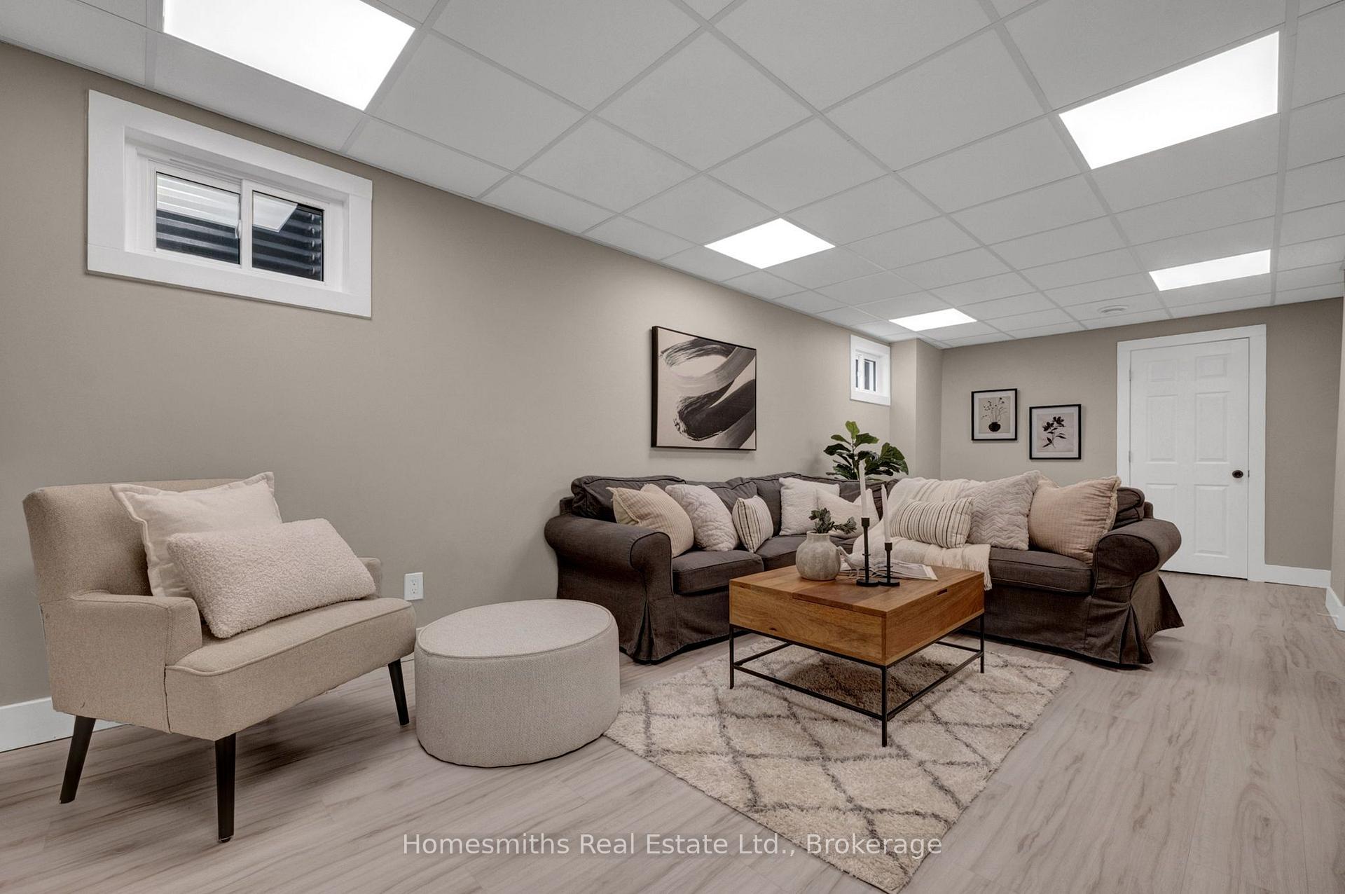 Photo 34 of 44 Loscombe Drive, Clarington, Bowmanville — HOMEH