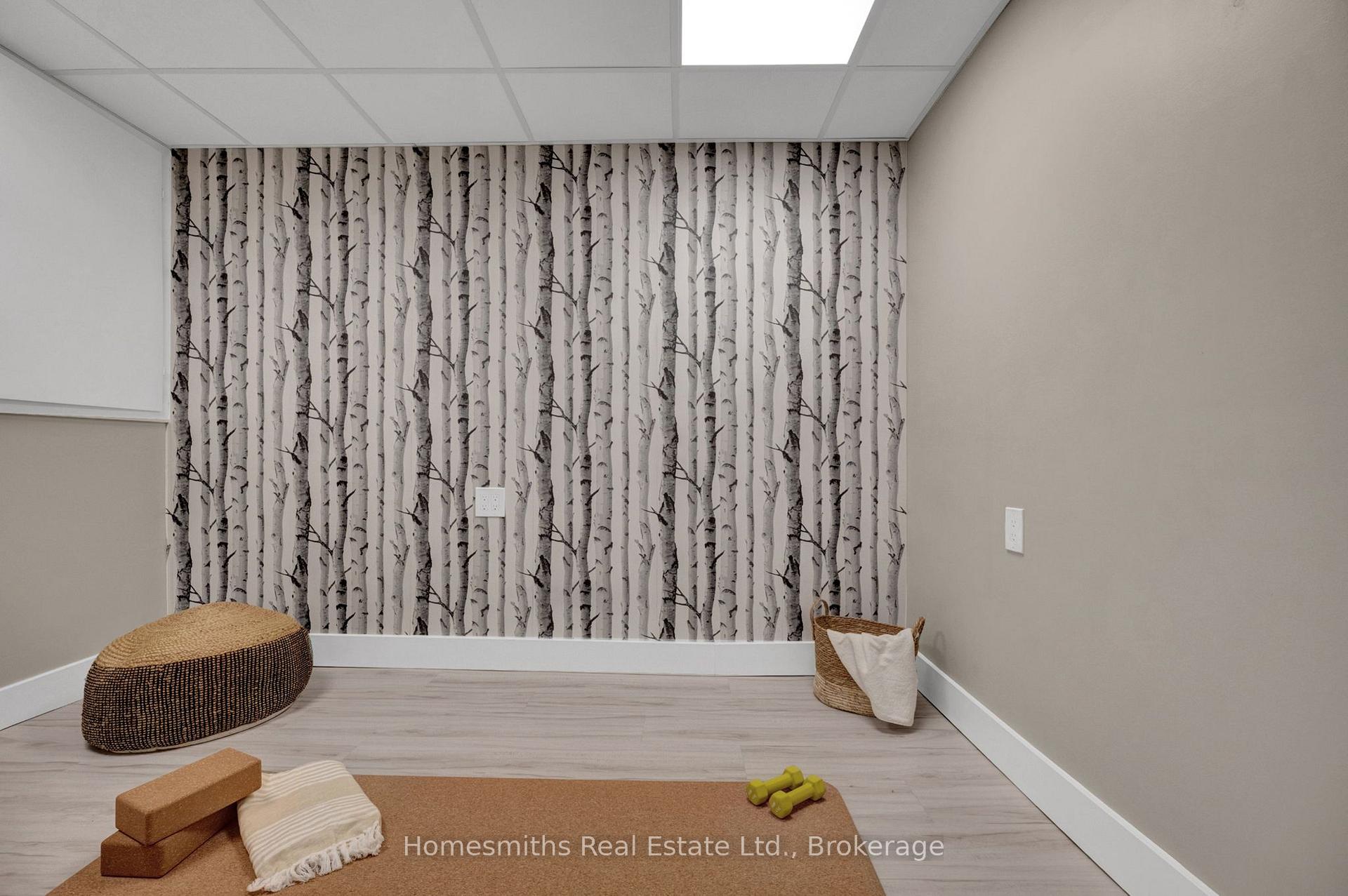 Photo 38 of 44 Loscombe Drive, Clarington, Bowmanville — HOMEH
