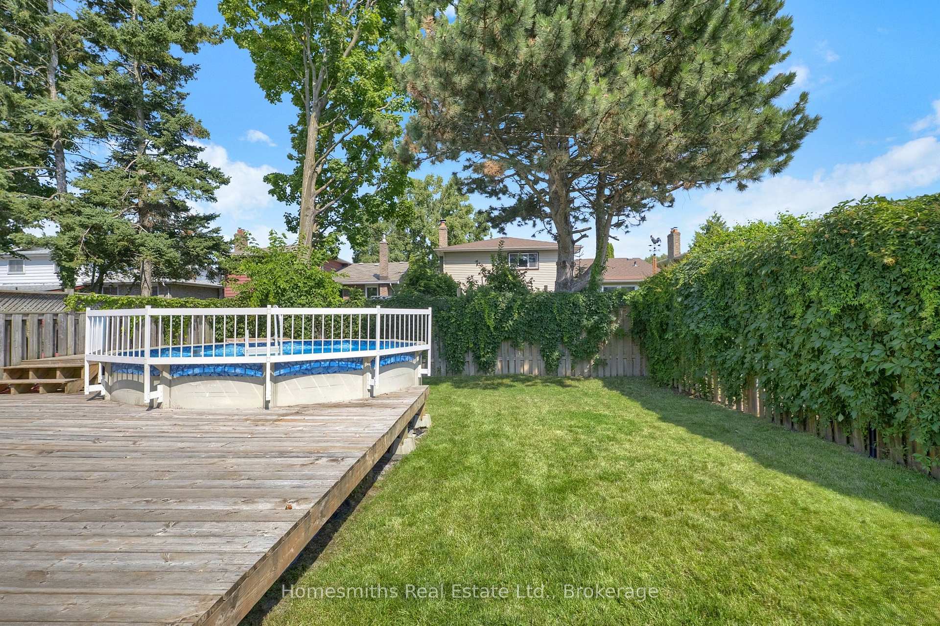 Photo 43 of 44 Loscombe Drive, Clarington, Bowmanville — HOMEH