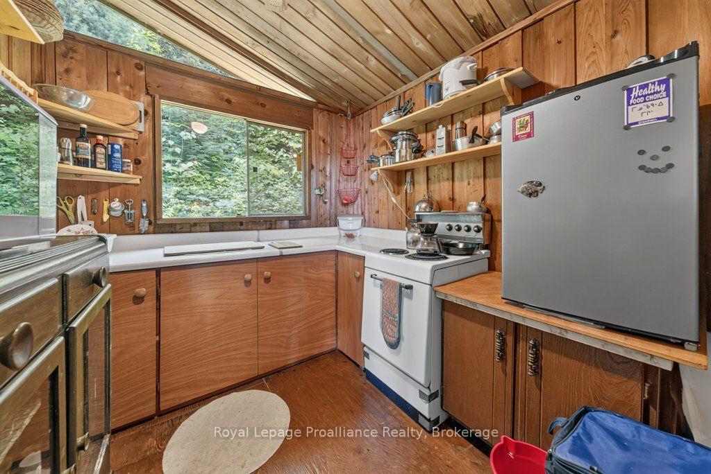 Photo 35 of 3310 Shabomeka Lake, Frontenac, Frontenac North — HOMEH