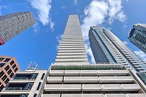 Photo 2 of Unit 3803, 2221 Yonge Street, Toronto, Mount Pleasant West — HOMEH