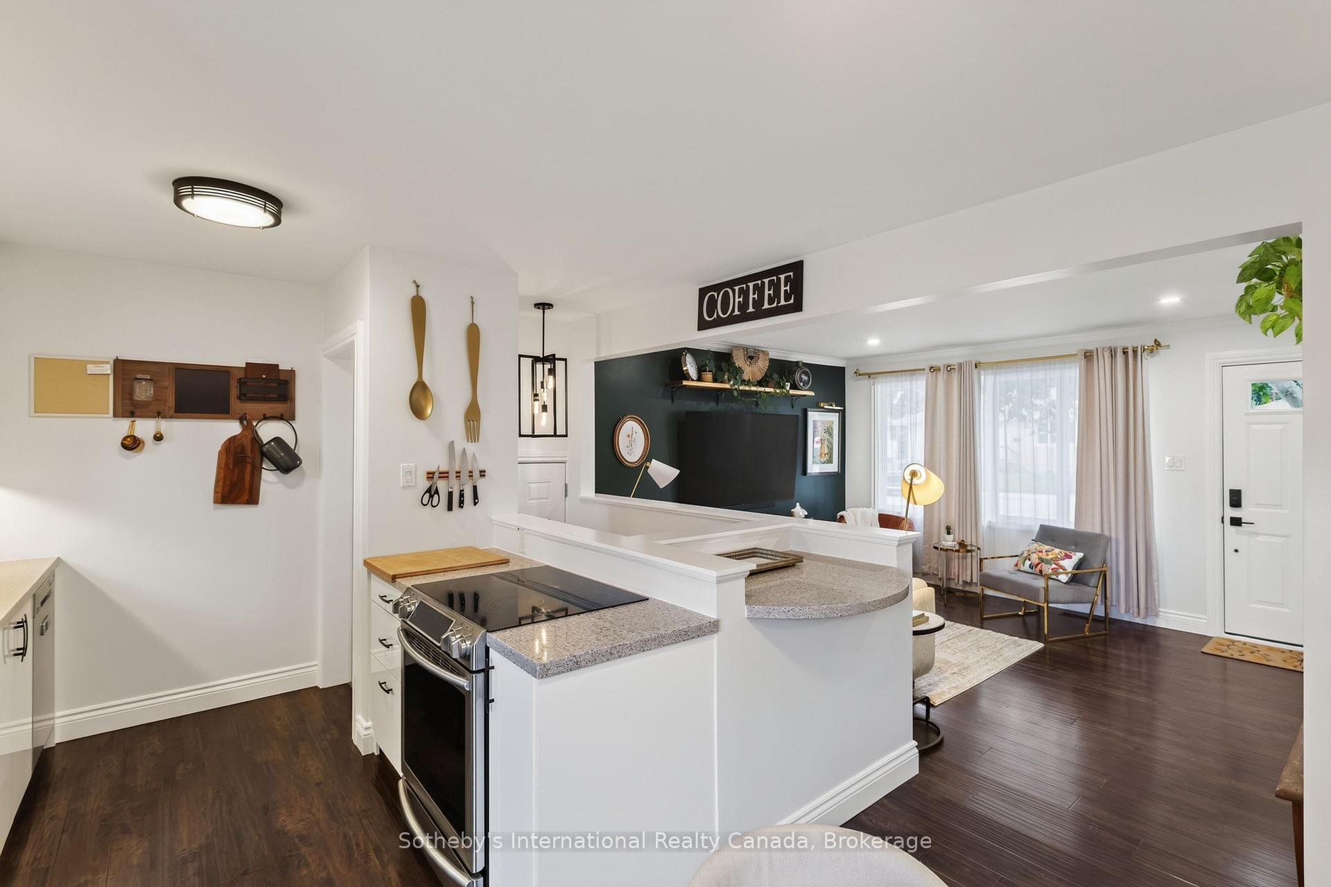 Photo 12 of 94 Ninth Avenue, Brantford, Eagle Place East — HOMEH