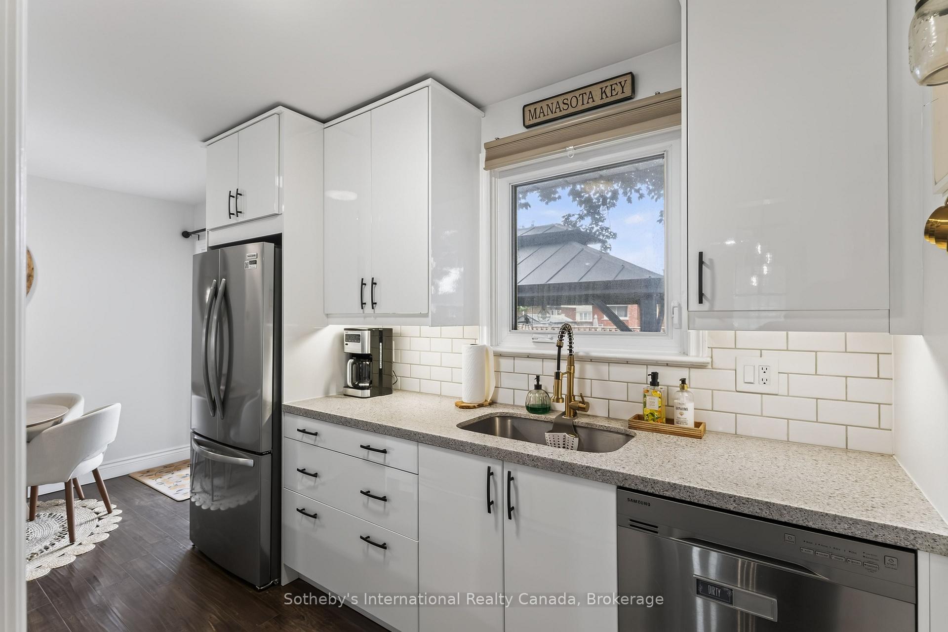 Photo 14 of 94 Ninth Avenue, Brantford, Eagle Place East — HOMEH